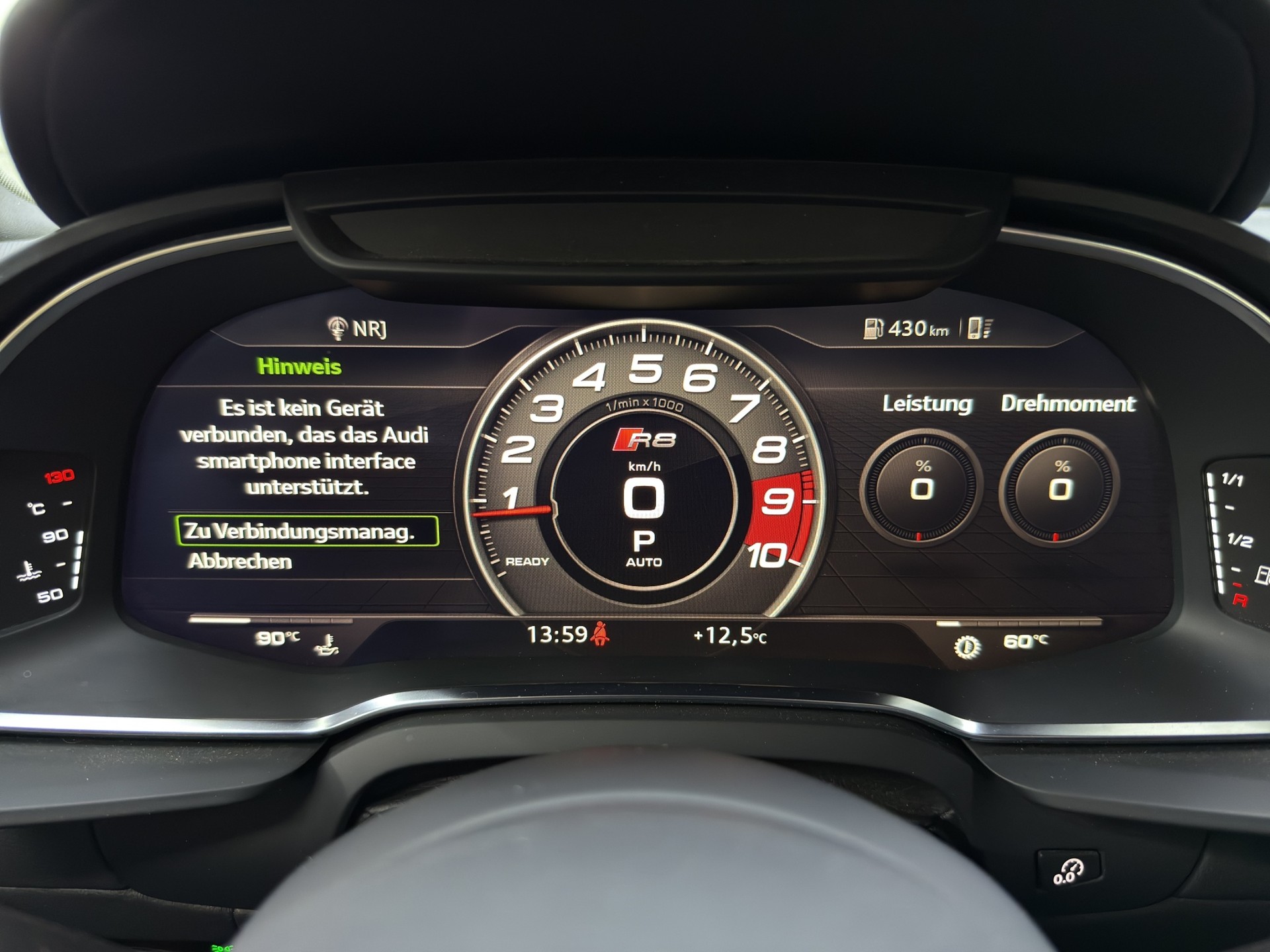 AUDI R8 Spyder RWD S-Tronic-image-19