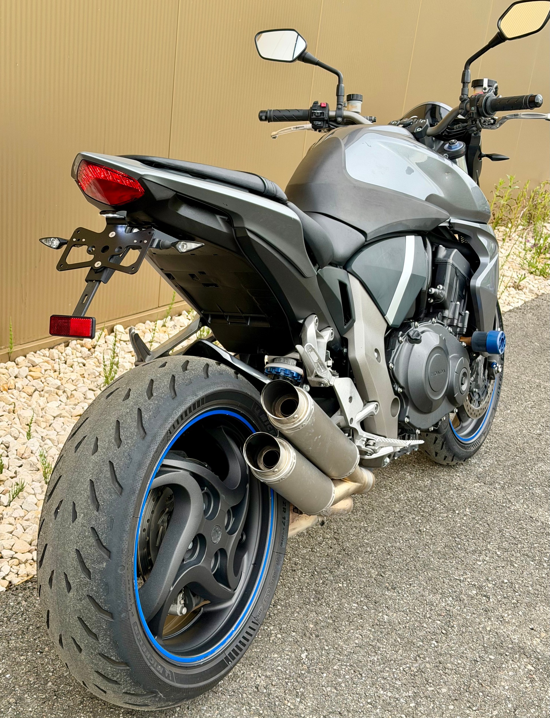 HONDA CB 1000 R ABS-image-5