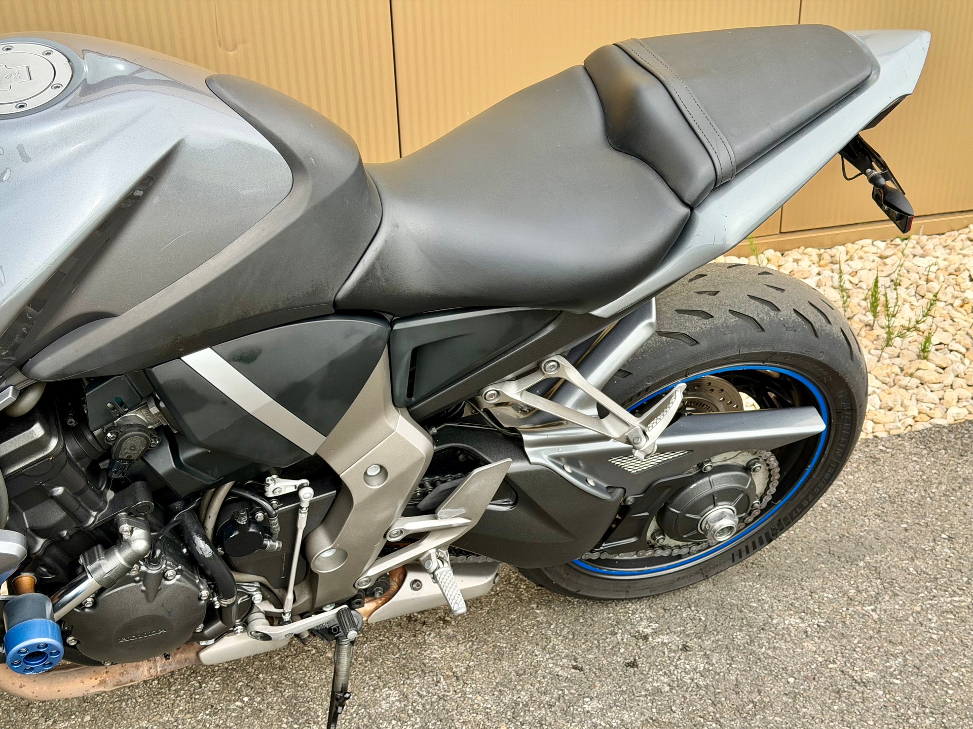 HONDA CB 1000 R ABS-image-14