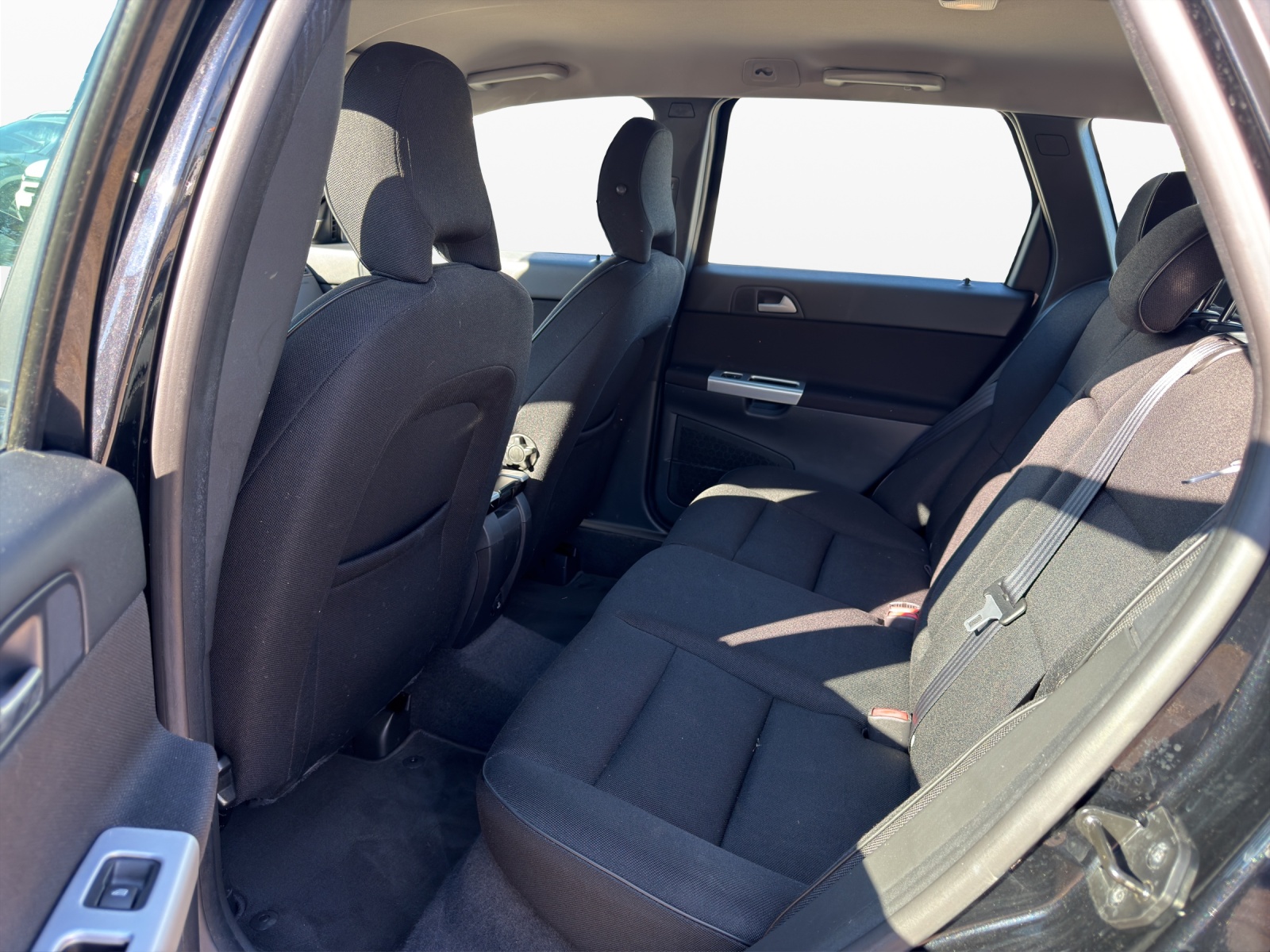 VOLVO V50 1.6 Summum-image-18