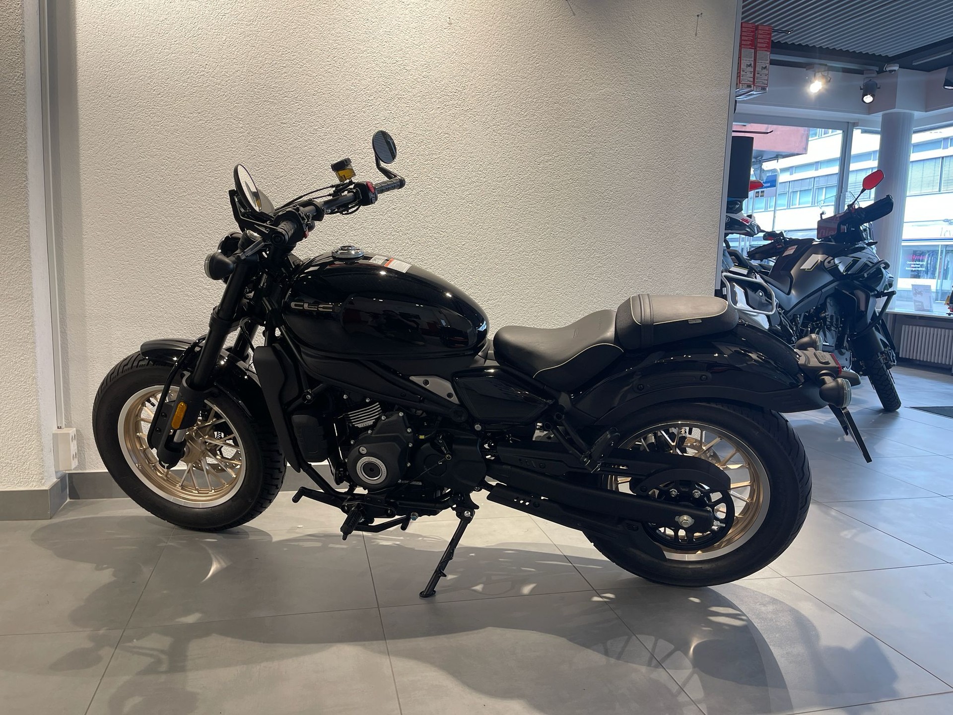 CF MOTO 450 CL-C | Vorführfahrzeug | Cruiser | A2 | Garantie-image-10