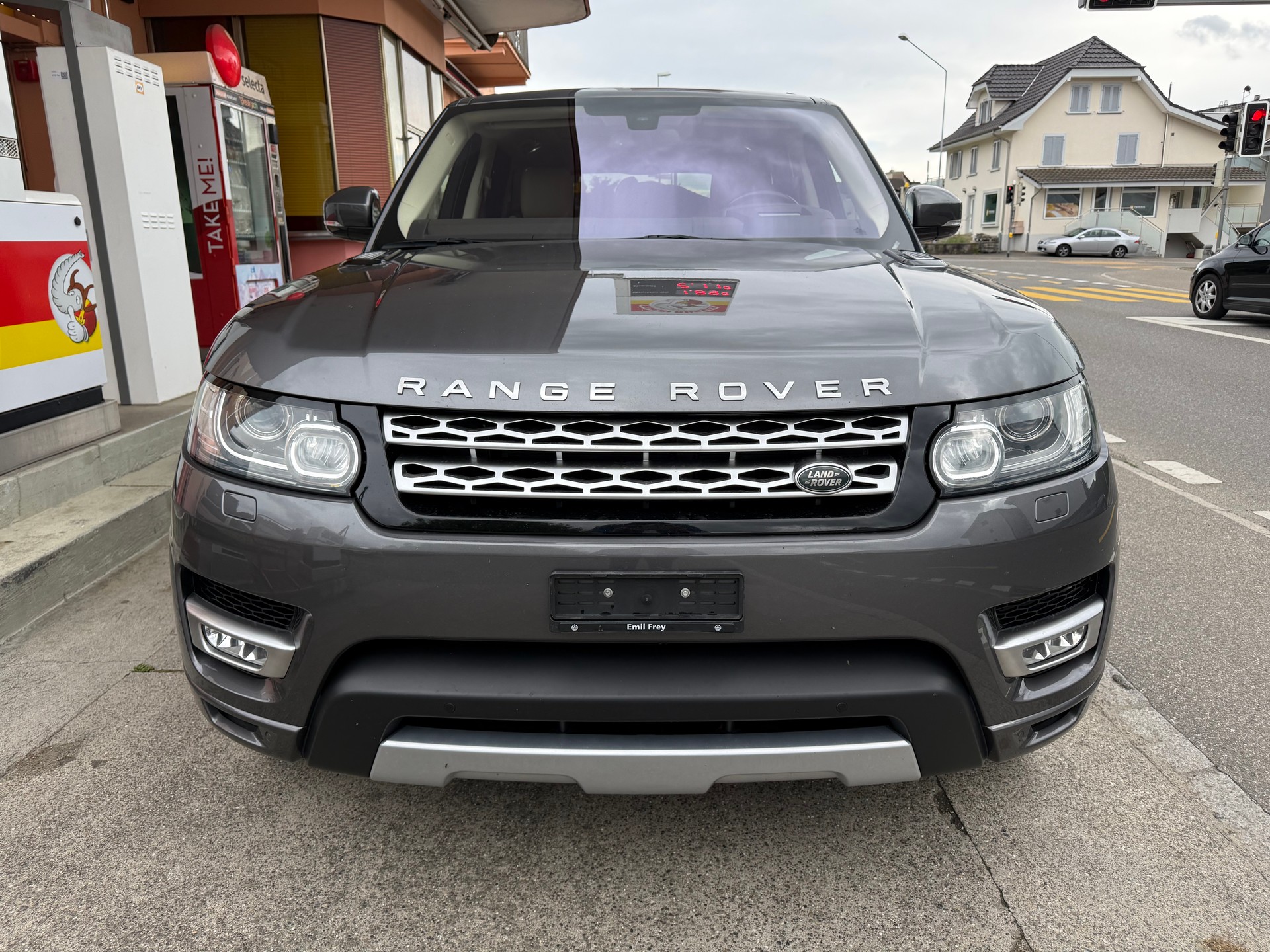LAND ROVER Range Rover Sport 3.0 SDV6 HSE Automatic-showroom-element-1