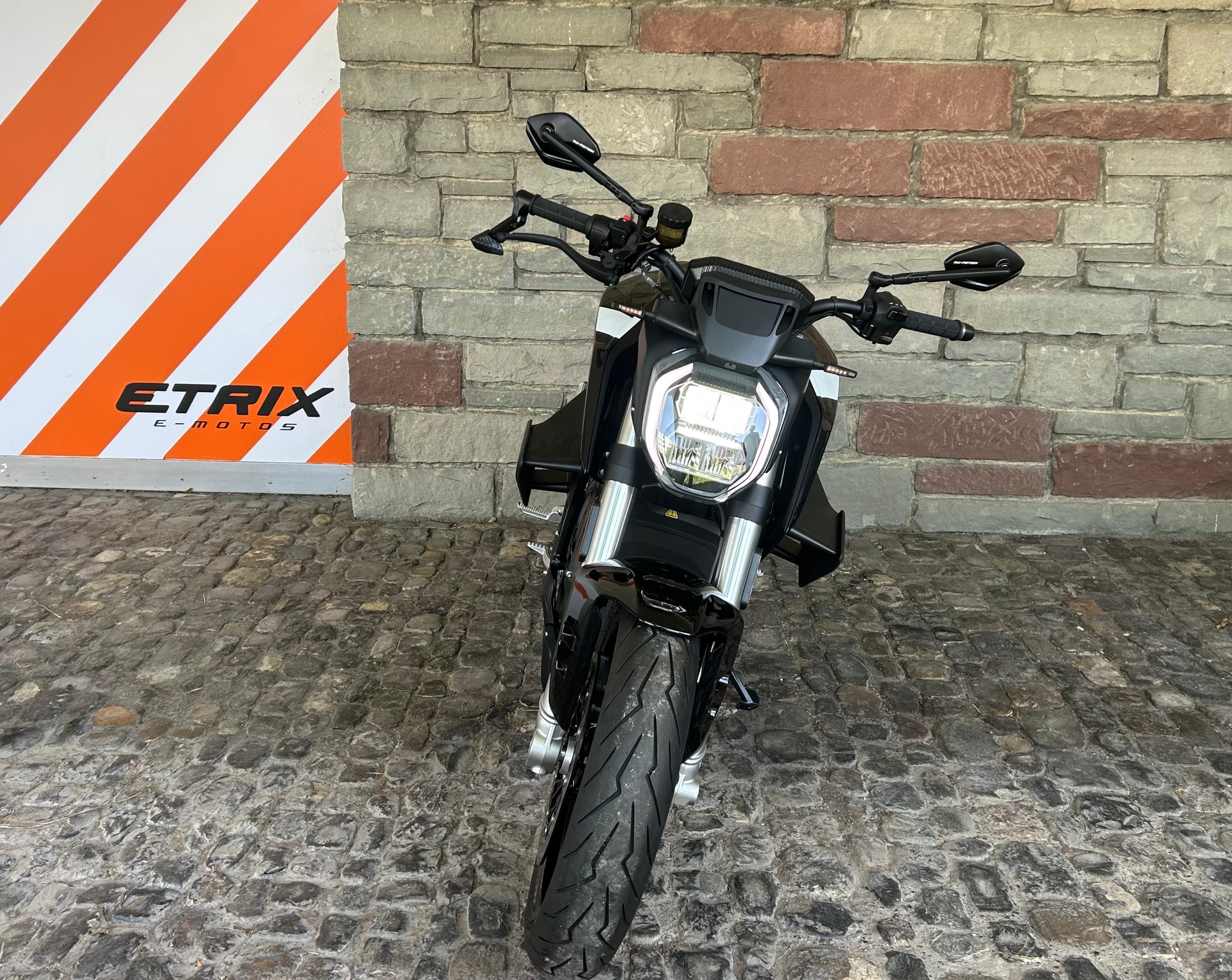 ZERO SR/F-image-1