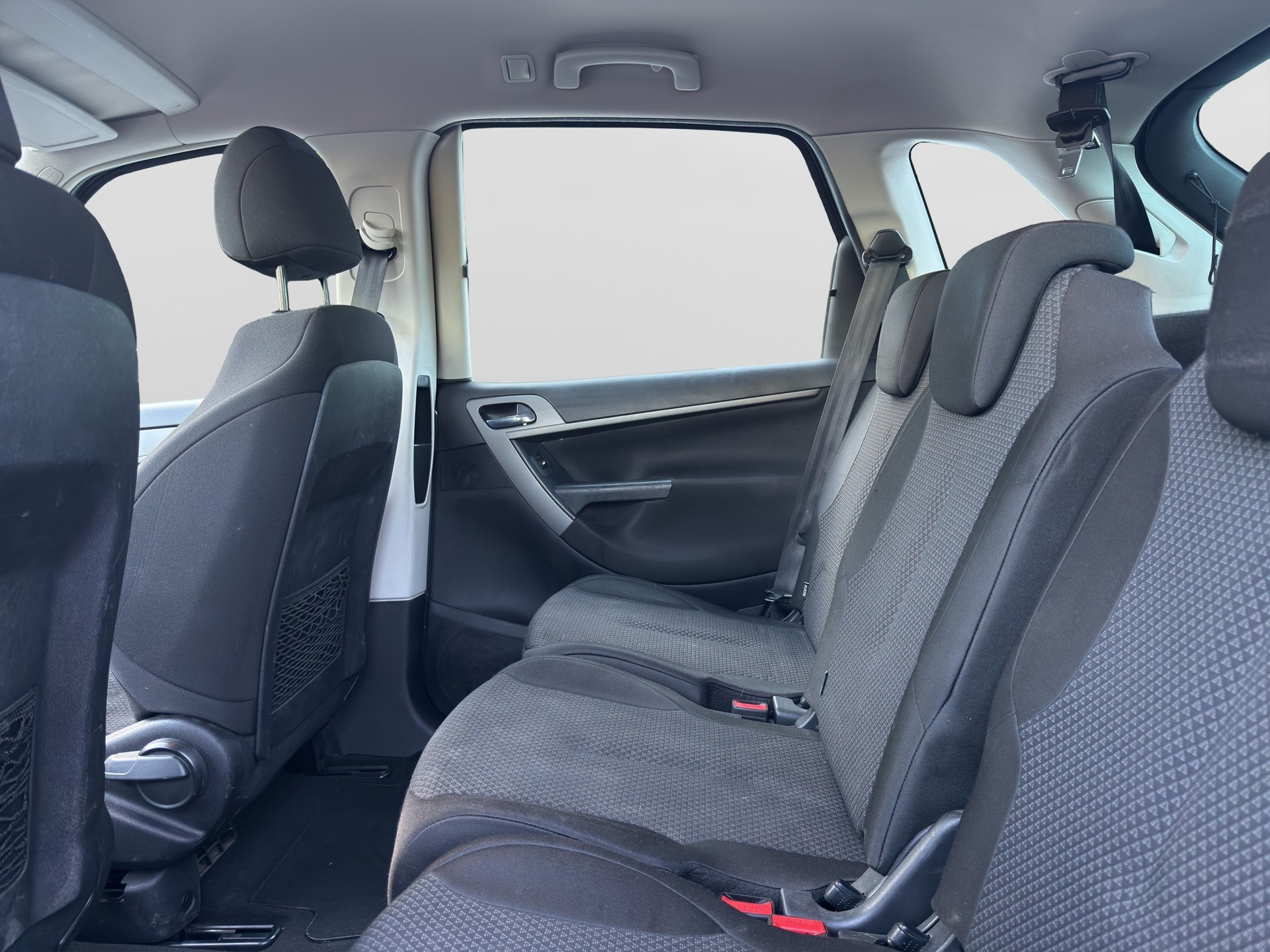 CITROEN C4 Picasso 1.8i 16V X-image-12