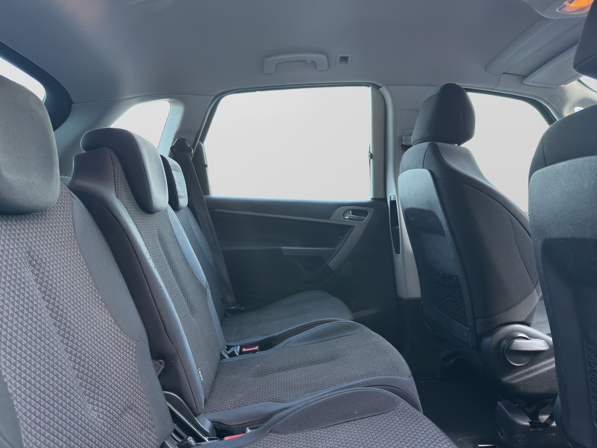 CITROEN C4 Picasso 1.8i 16V X-image-13