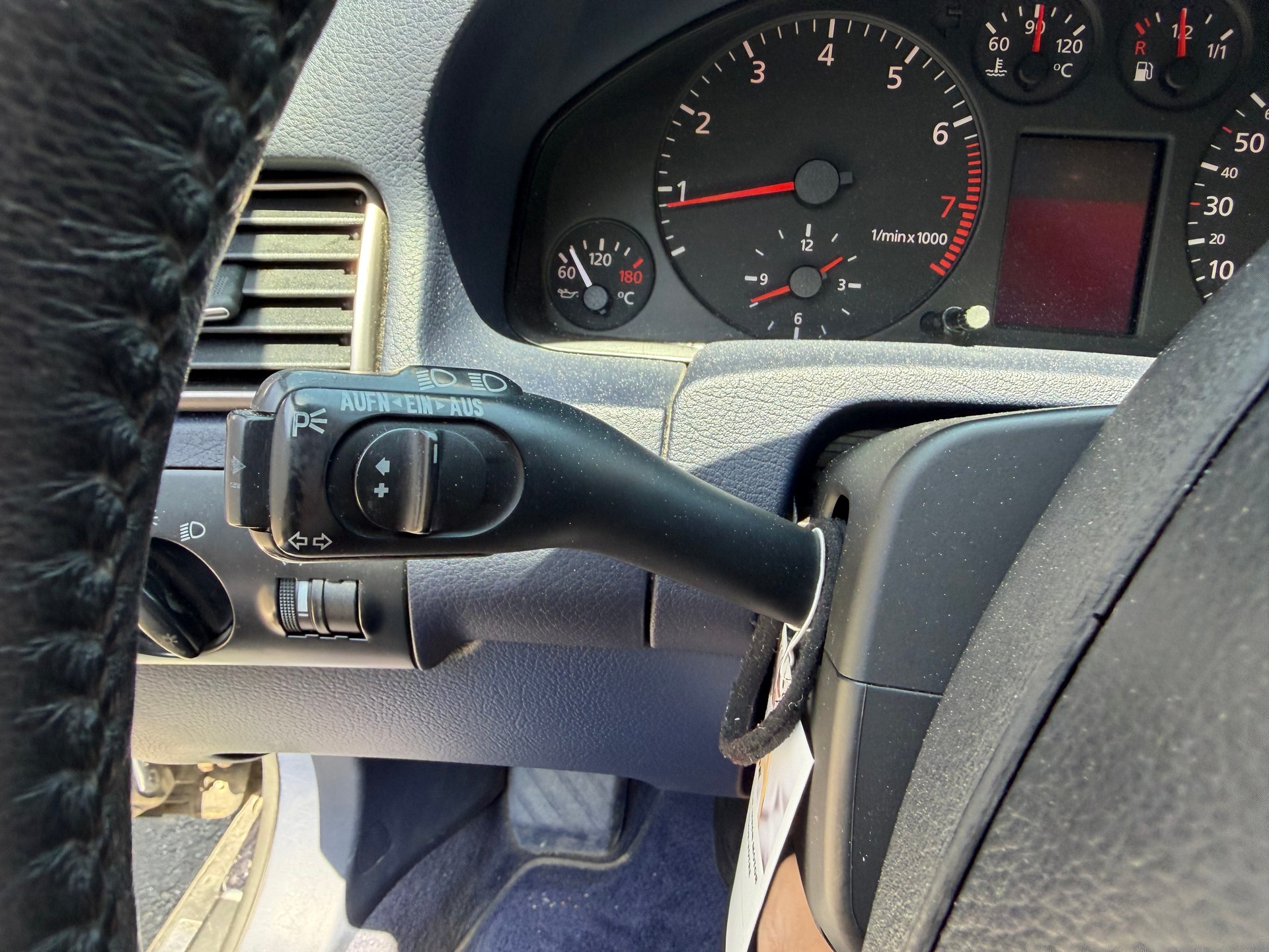 AUDI A6 2.8 quattro Advance-image-30