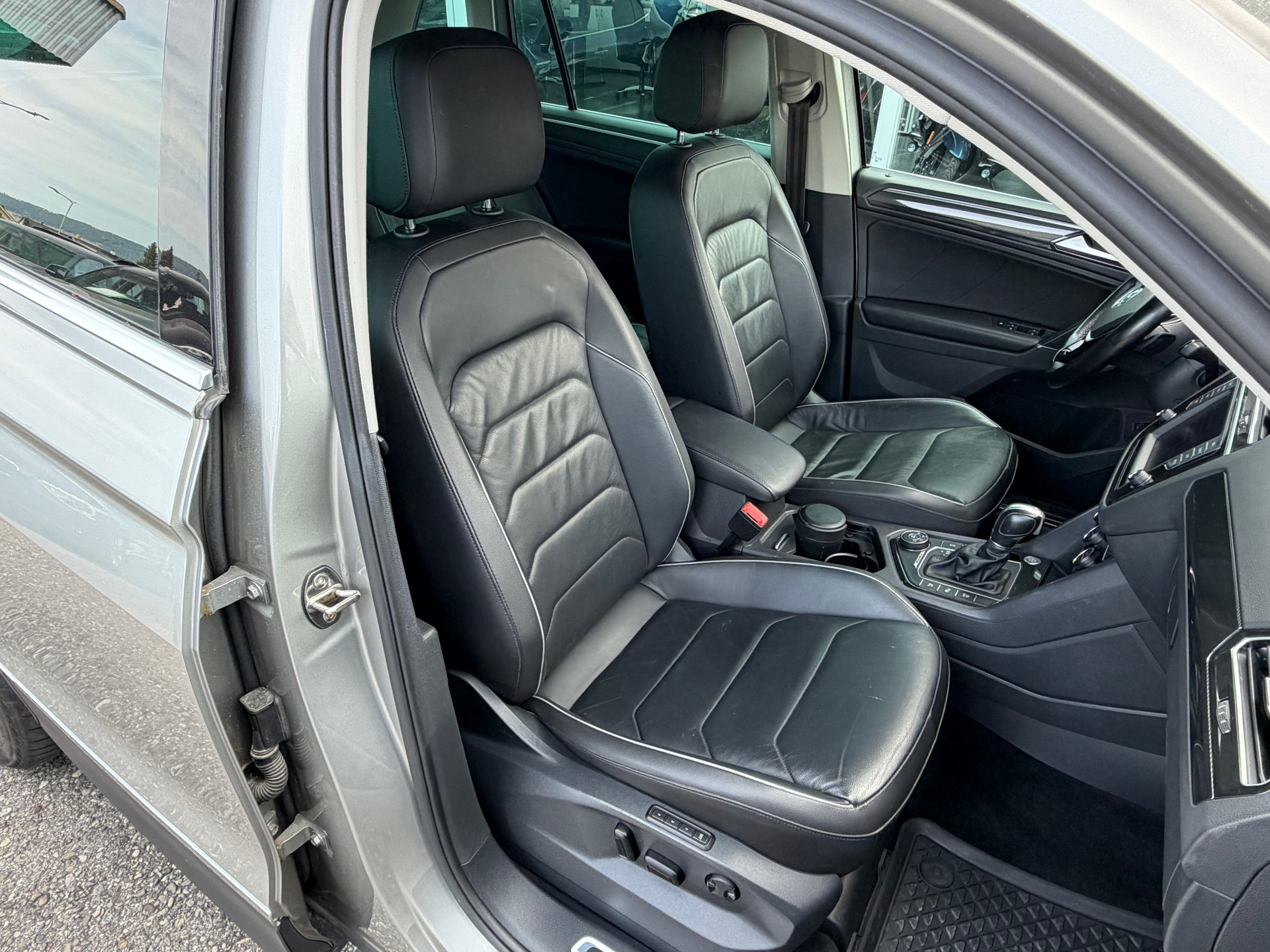 VW Tiguan 2.0 TDI SCR Highline4Motion DSG-image-11