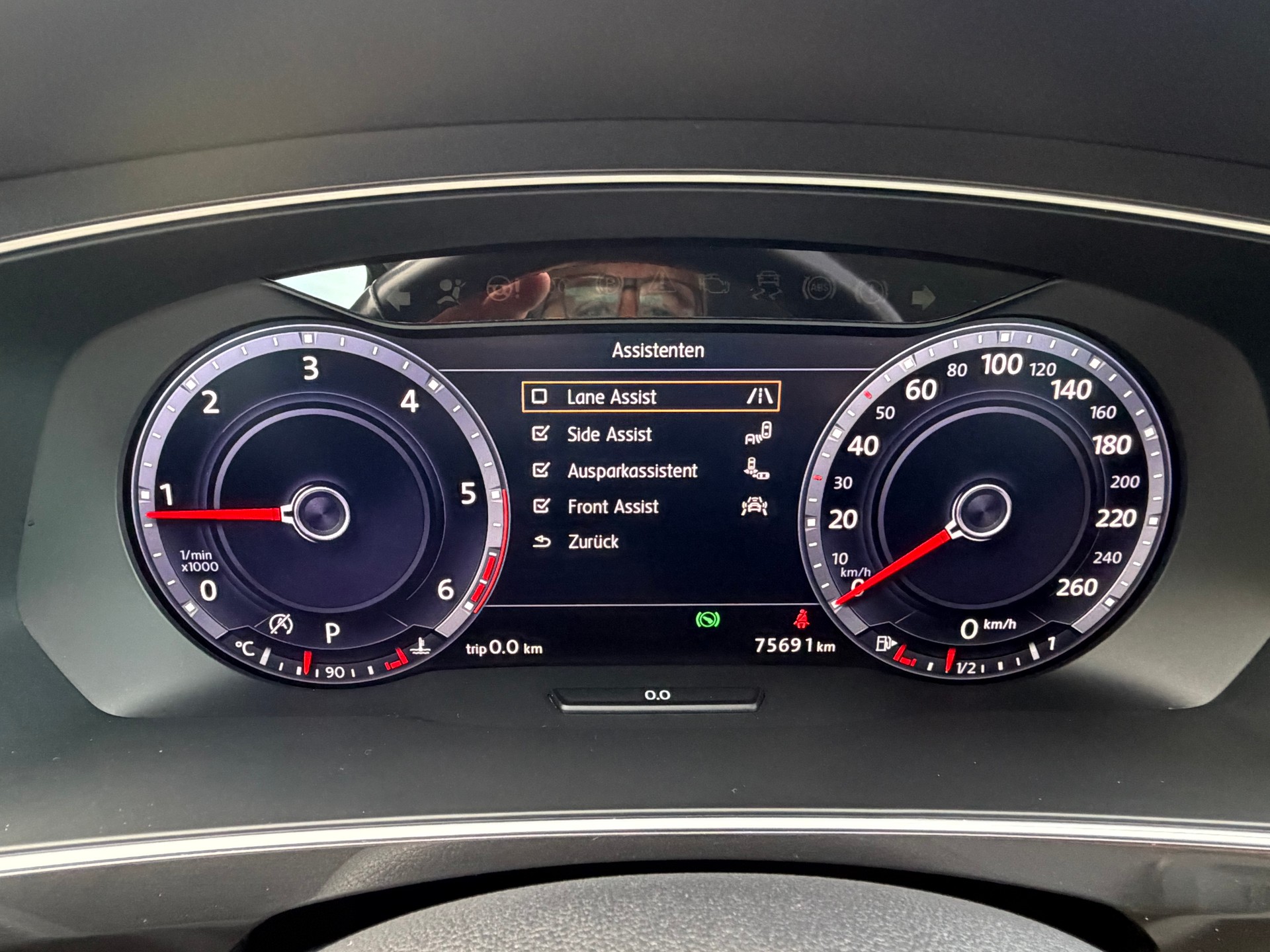 VW Tiguan 2.0 TDI SCR Highline4Motion DSG-image-17
