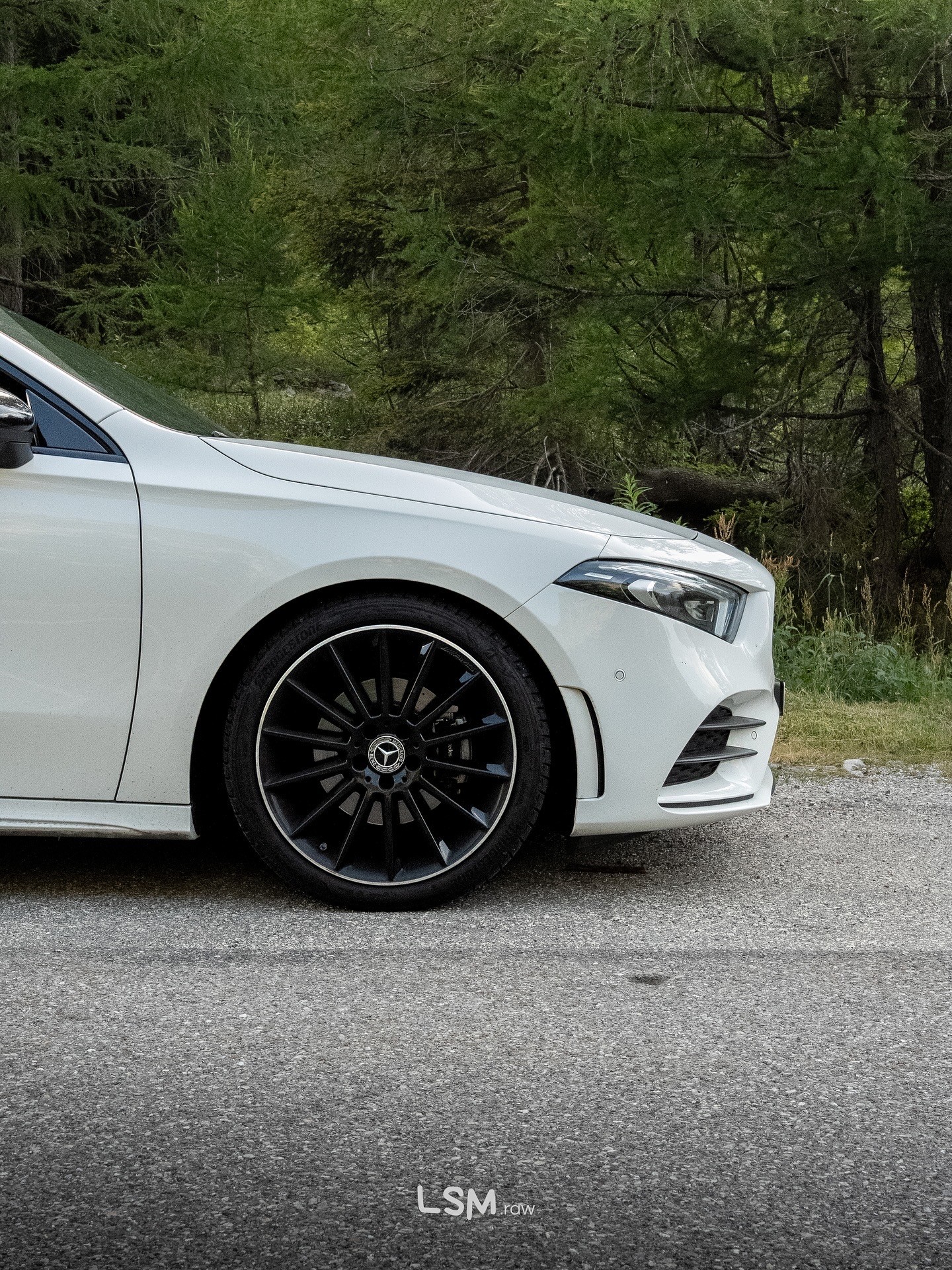 MERCEDES-BENZ A 200 AMG Line-image-7