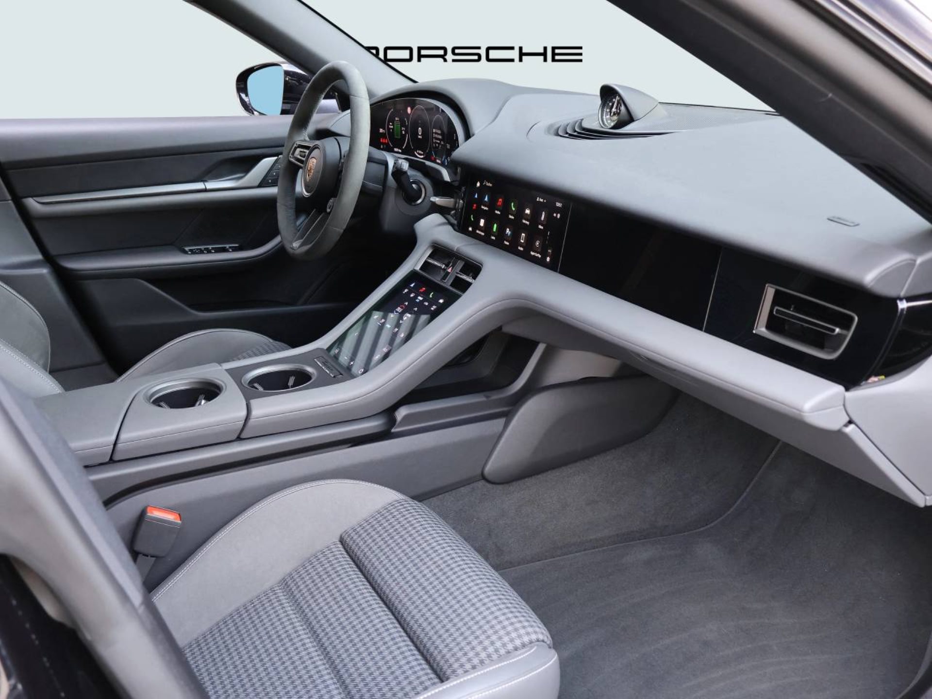 PORSCHE Taycan 4S Sport Turismo-image-11