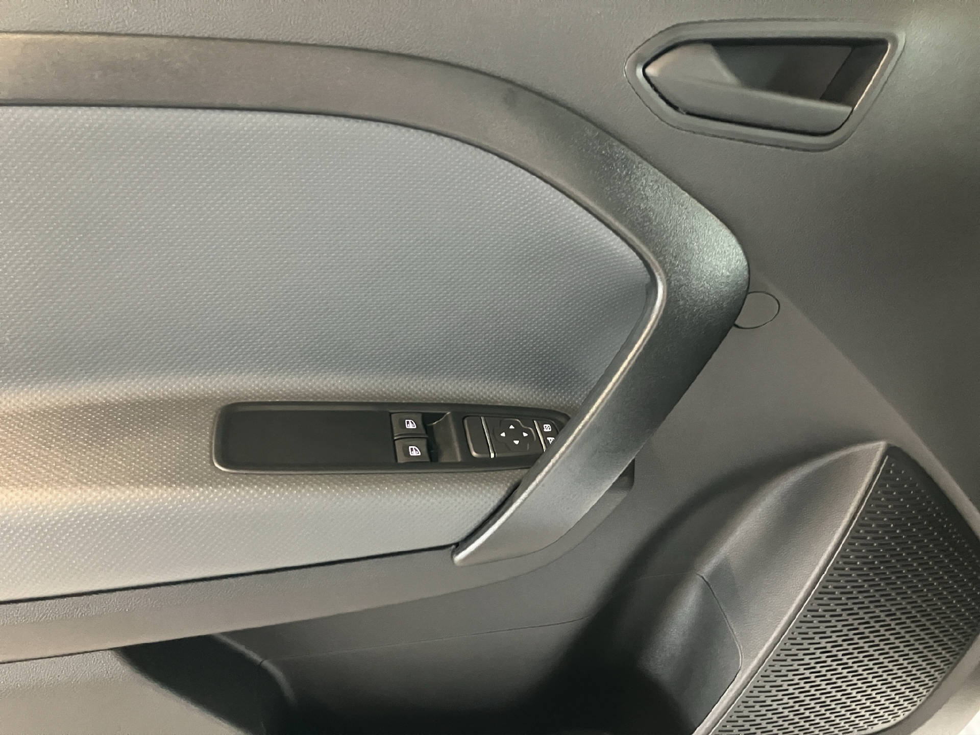 MERCEDES-BENZ eCitan Standard 2716mm S-image-13