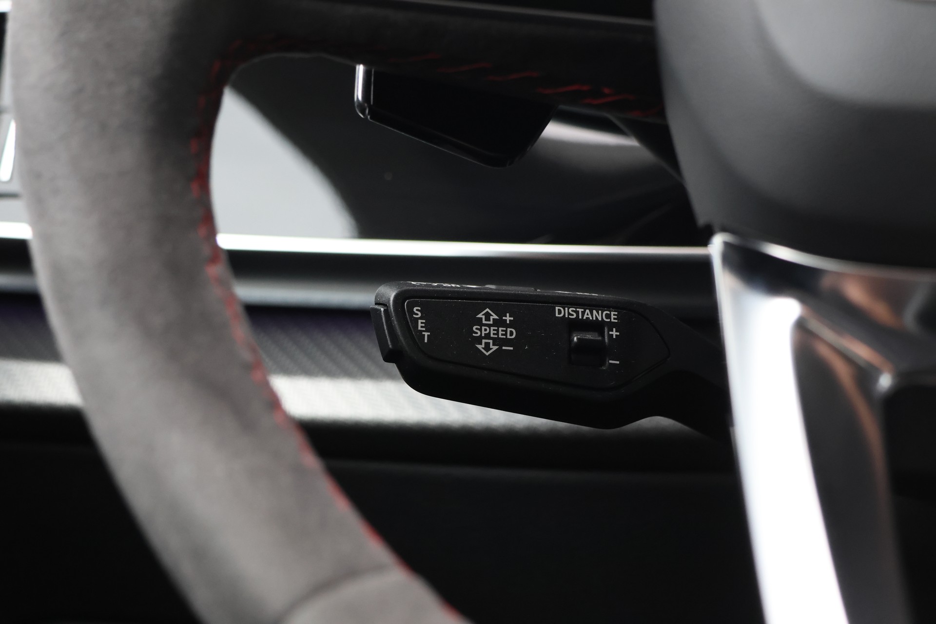 AUDI RSQ8 quattro tiptronic + 3.5TAHK-image-16