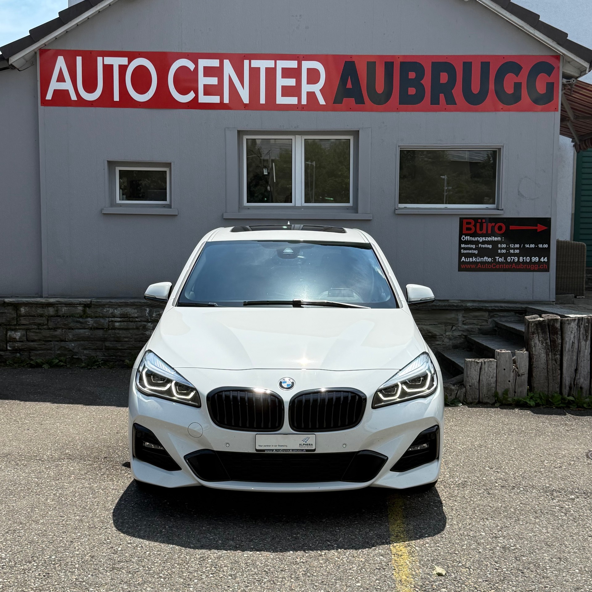 BMW 220d xDrive Active Tourer Steptronic M Sport *LEDER-SITZE - PANORAMA-DACH*-showroom-element-2