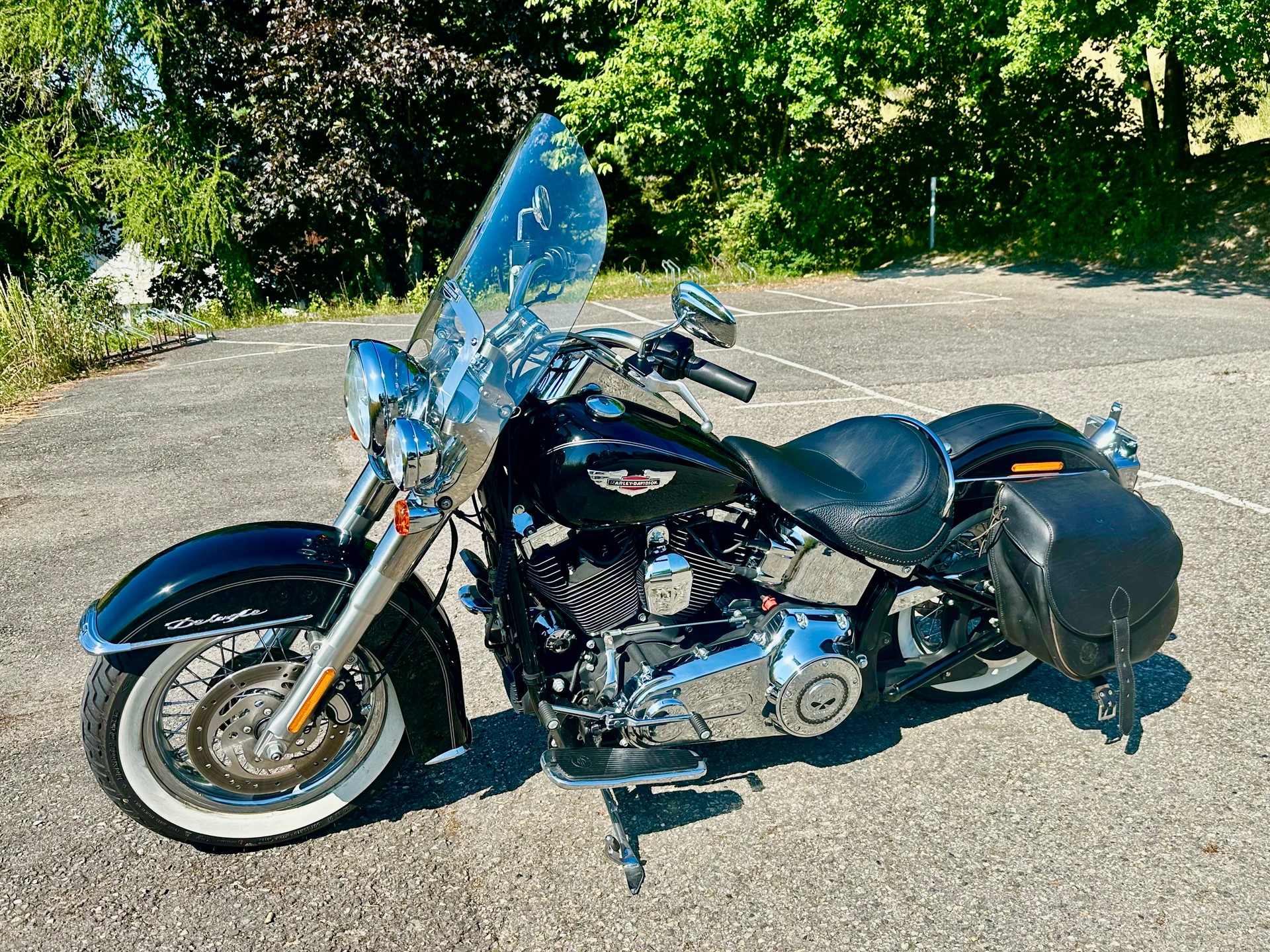 HARLEY-DAVIDSON FLSTN Softail Deluxe ABS-image-0