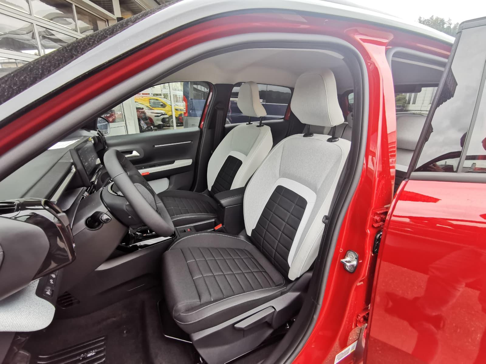 CITROEN C3 1.2 Hybrid Edition Tricolore-image-11