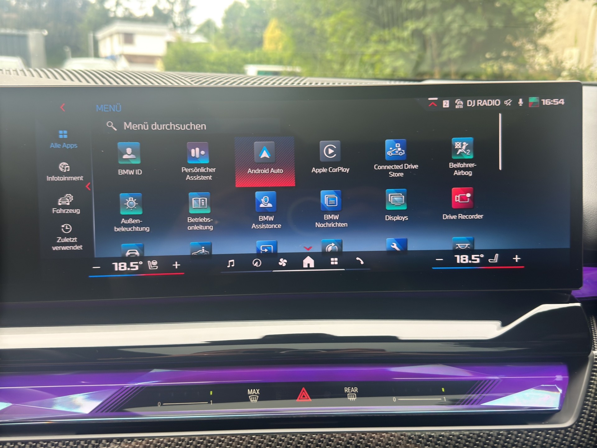 BMW i5 M60 xDrive (CH) LP: Fr. 150'670! AHK / Innovationspaket / Travel Paket / Comfort Paket-image-18