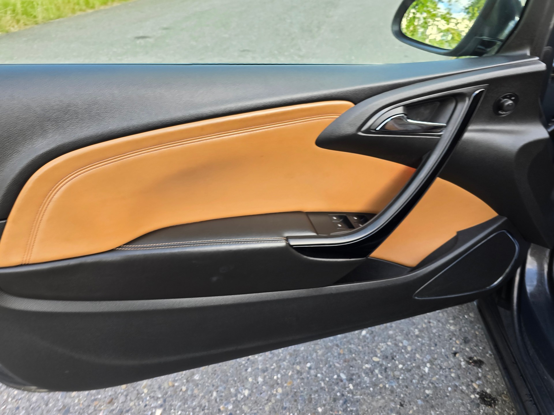OPEL Cascada 1.6i 16V Cosmo-image-22