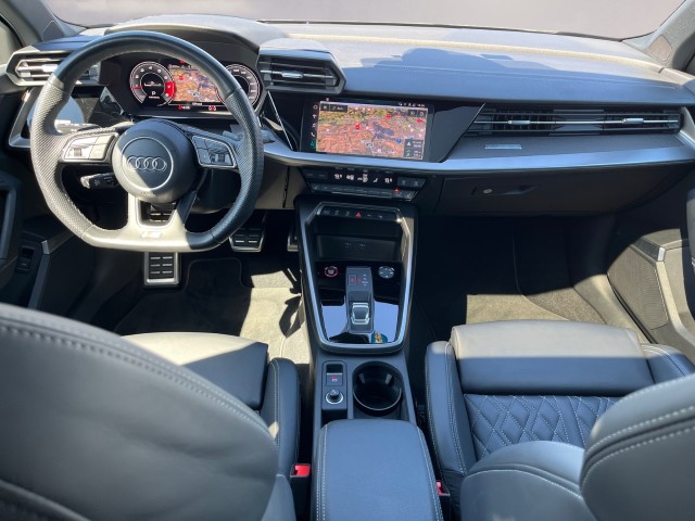 AUDI S3 Sportback 2.0 TFSI quattro S-tronic-image-11