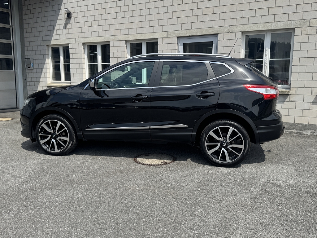 NISSAN Qashqai 1.6 dCi Tekna 4x4-image-6