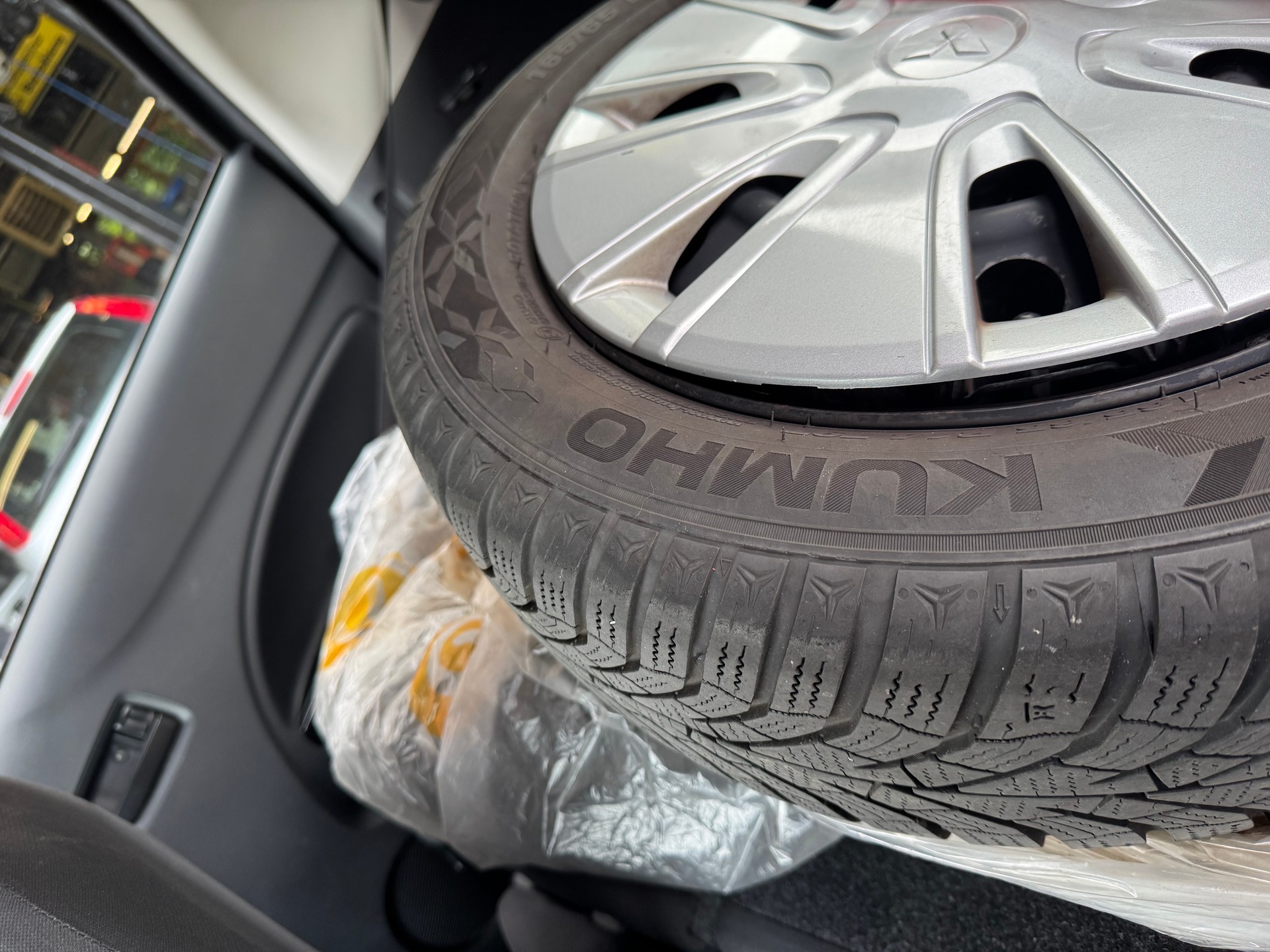 MITSUBISHI Space Star 1.2 Navigator Color Celebration CVT-image-6