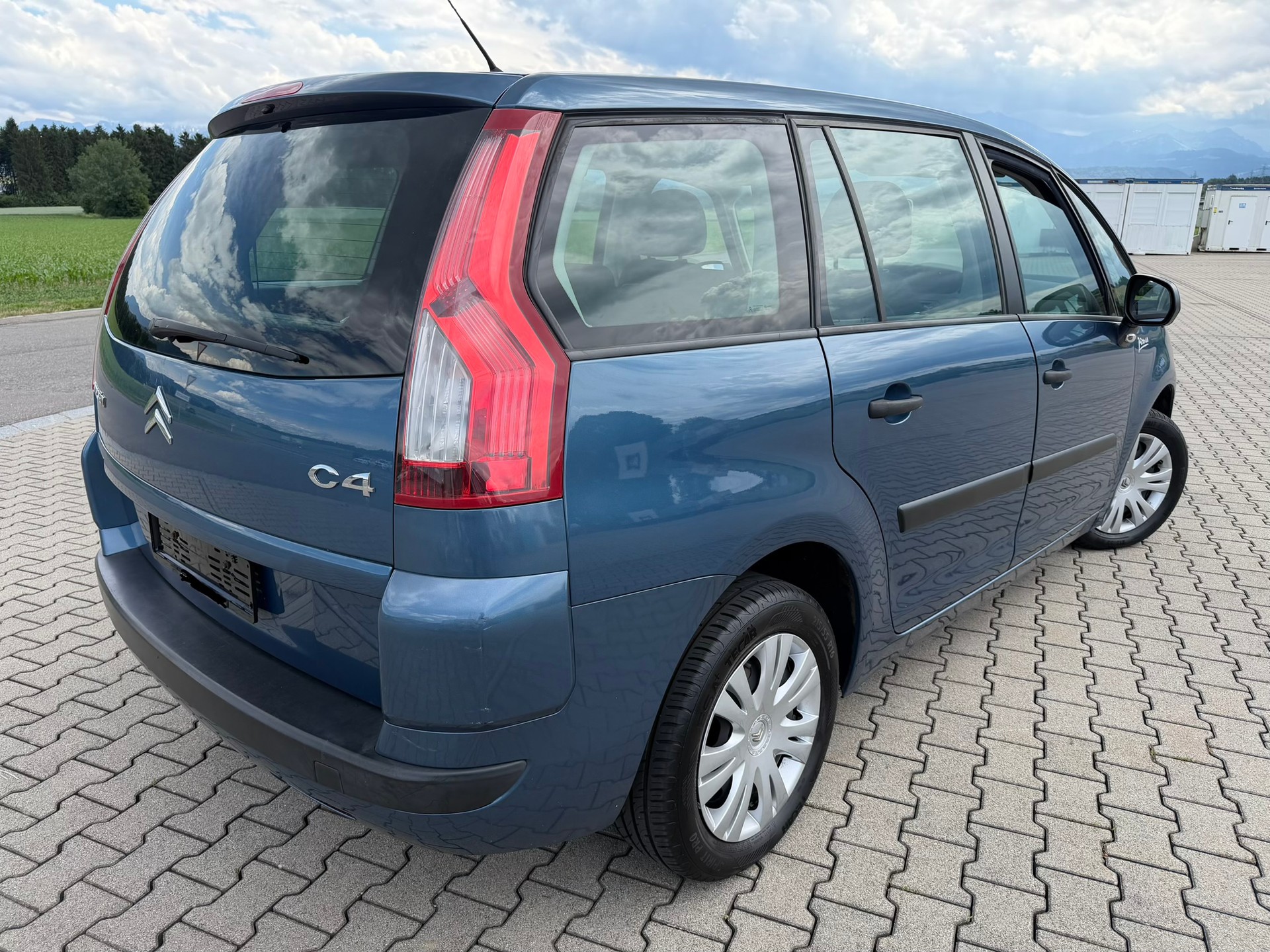 CITROEN Grand C4 Picasso 1.6 HDI 16V Dynamique-image-3