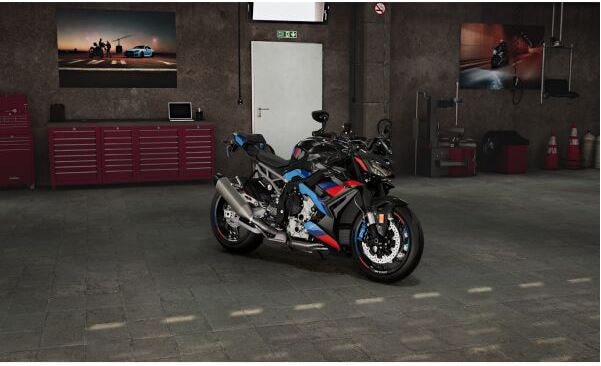 BMW M 1000 R-image-0