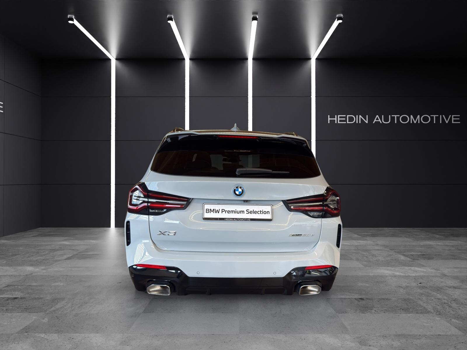BMW X3 30e xDrive SAG-showroom-element-3