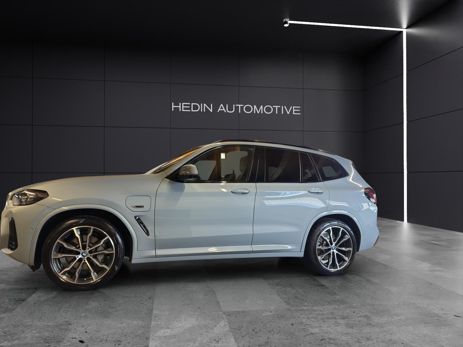 BMW X3 30e xDrive SAG-showroom-element-1