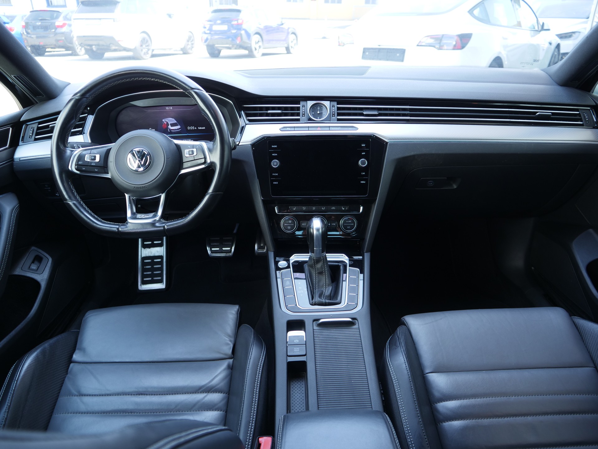 VW Passat 2.0 TDI SCR BMT Highline DSG-image-11