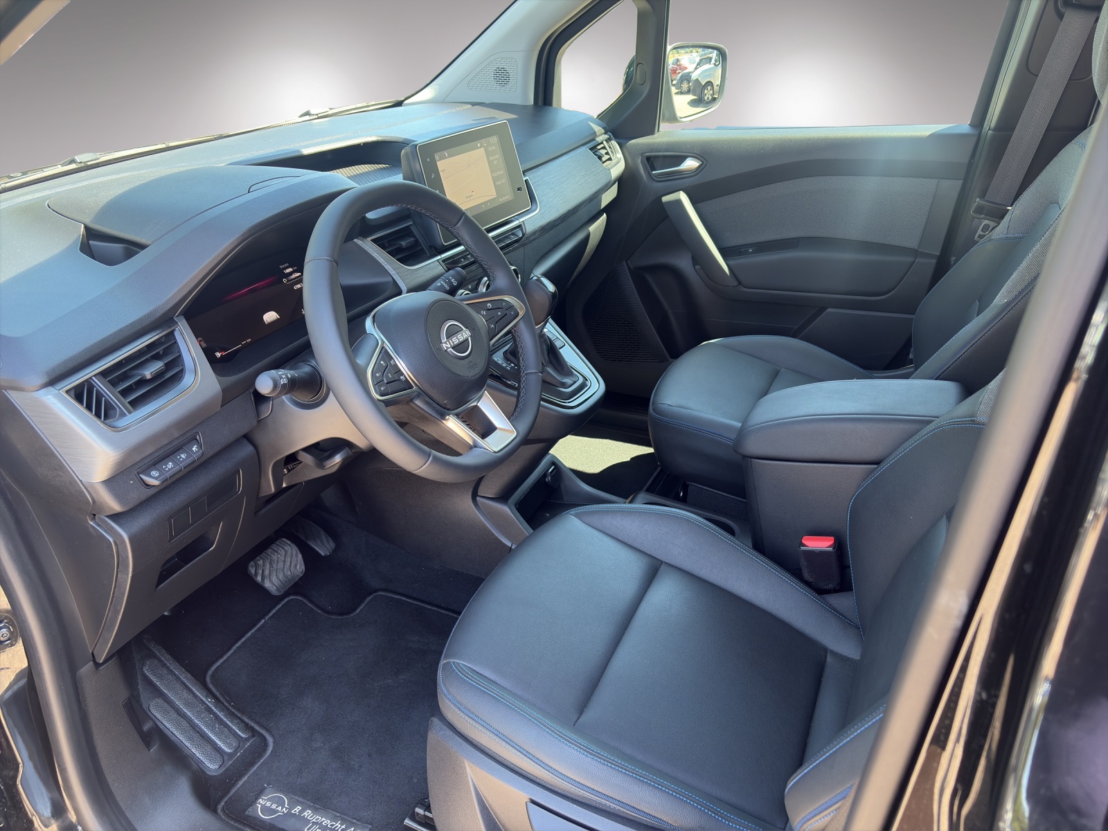 NISSAN Townstar L1 1.3 DIG-T 130 Tekna-image-5