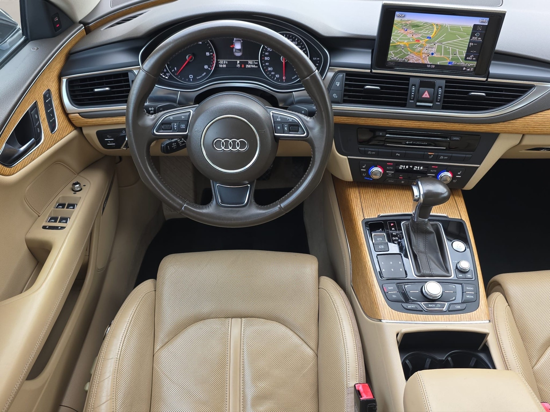 AUDI A7 Sportback 3.0 TDI quattro S-tronic **S-LINE**-image-10