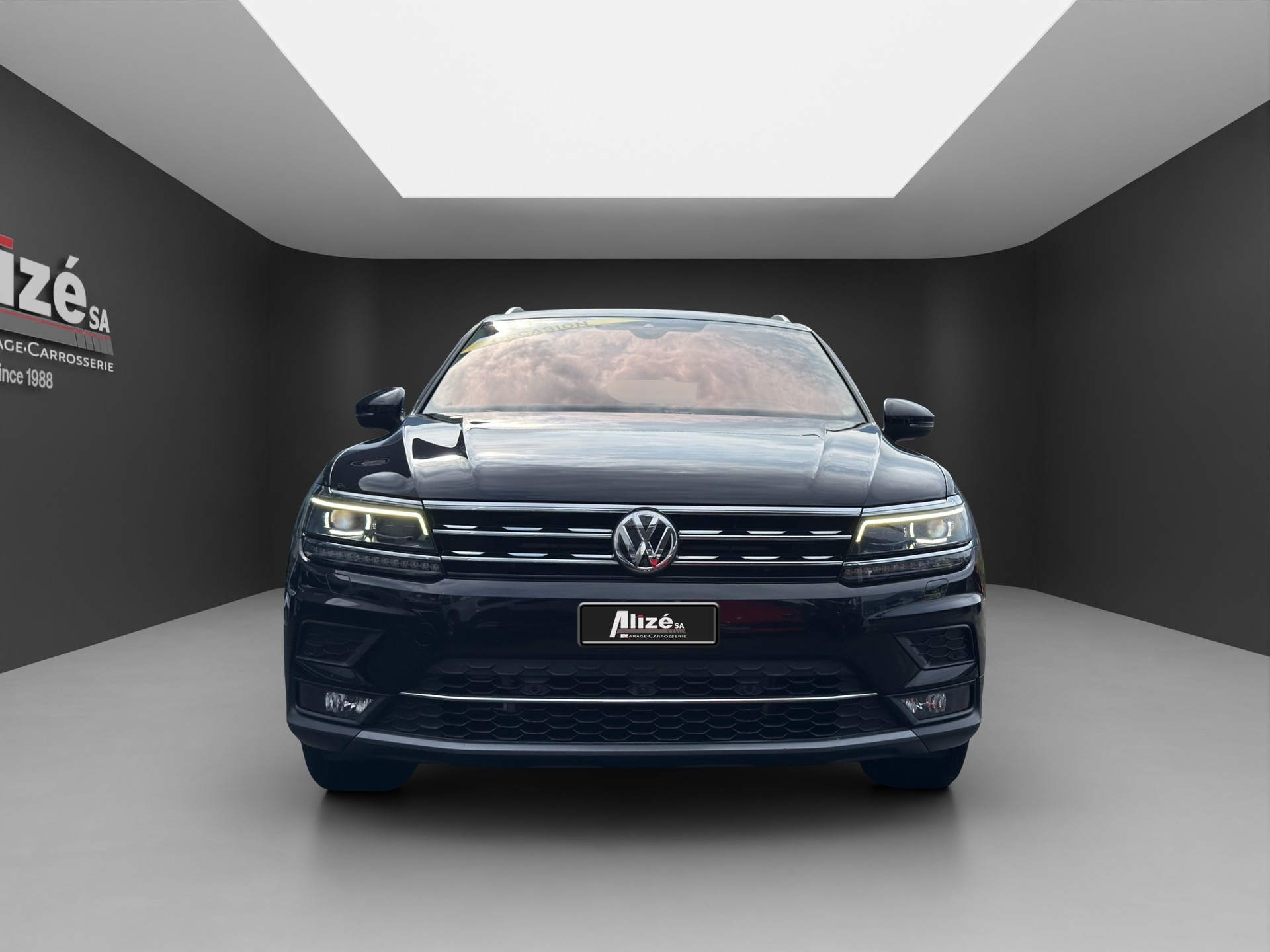 VW Tiguan 2.0 TDI SCR Highline 4Motion DSG-showroom-element-1