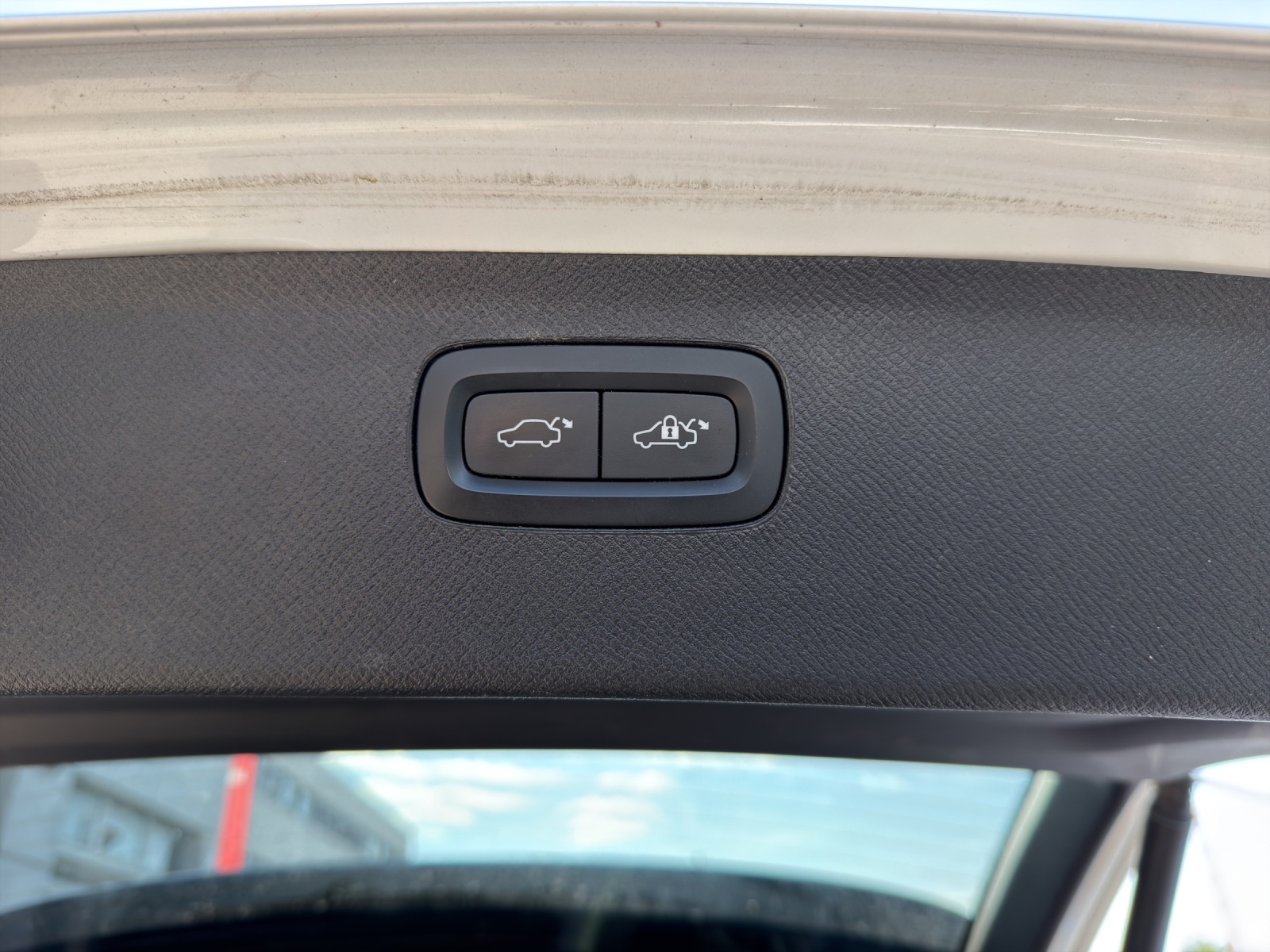 VOLVO XC90 T8 eAWD PluginHybrid Ultimate Dark Geartronic-image-18