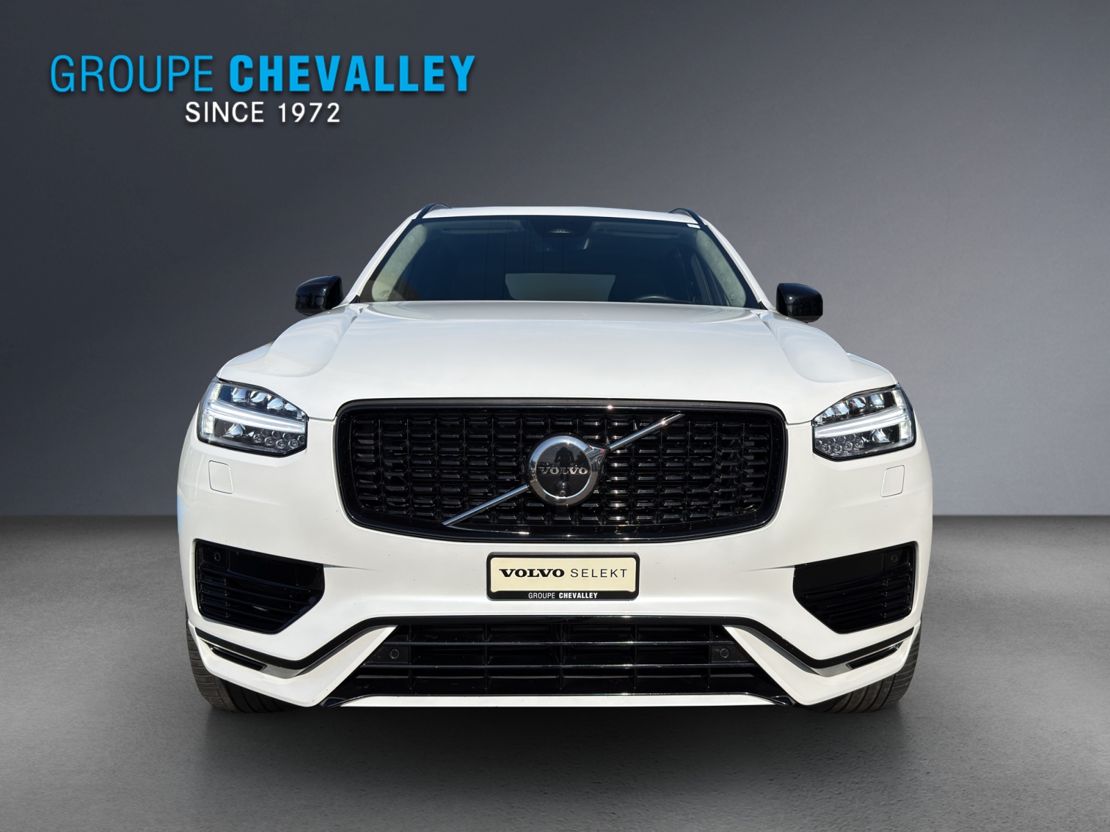 VOLVO XC90 T8 eAWD PluginHybrid Ultimate Dark Geartronic-showroom-element-1
