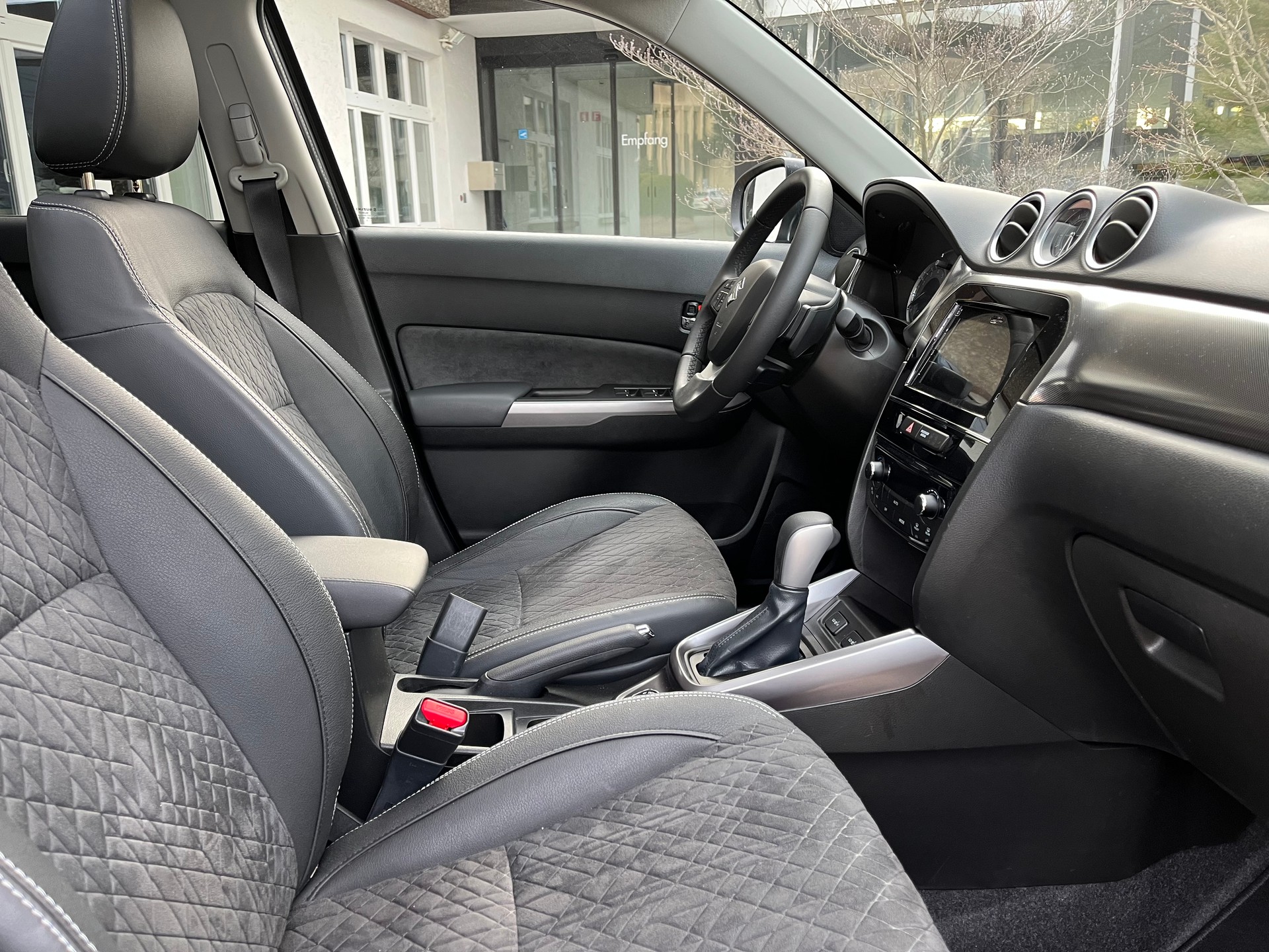 SUZUKI Vitara 1.4 4x4 Boosterjet Compact Top Automatic Allgrip *Vollausstattung*aus 1. Hand*Garantie*-image-6