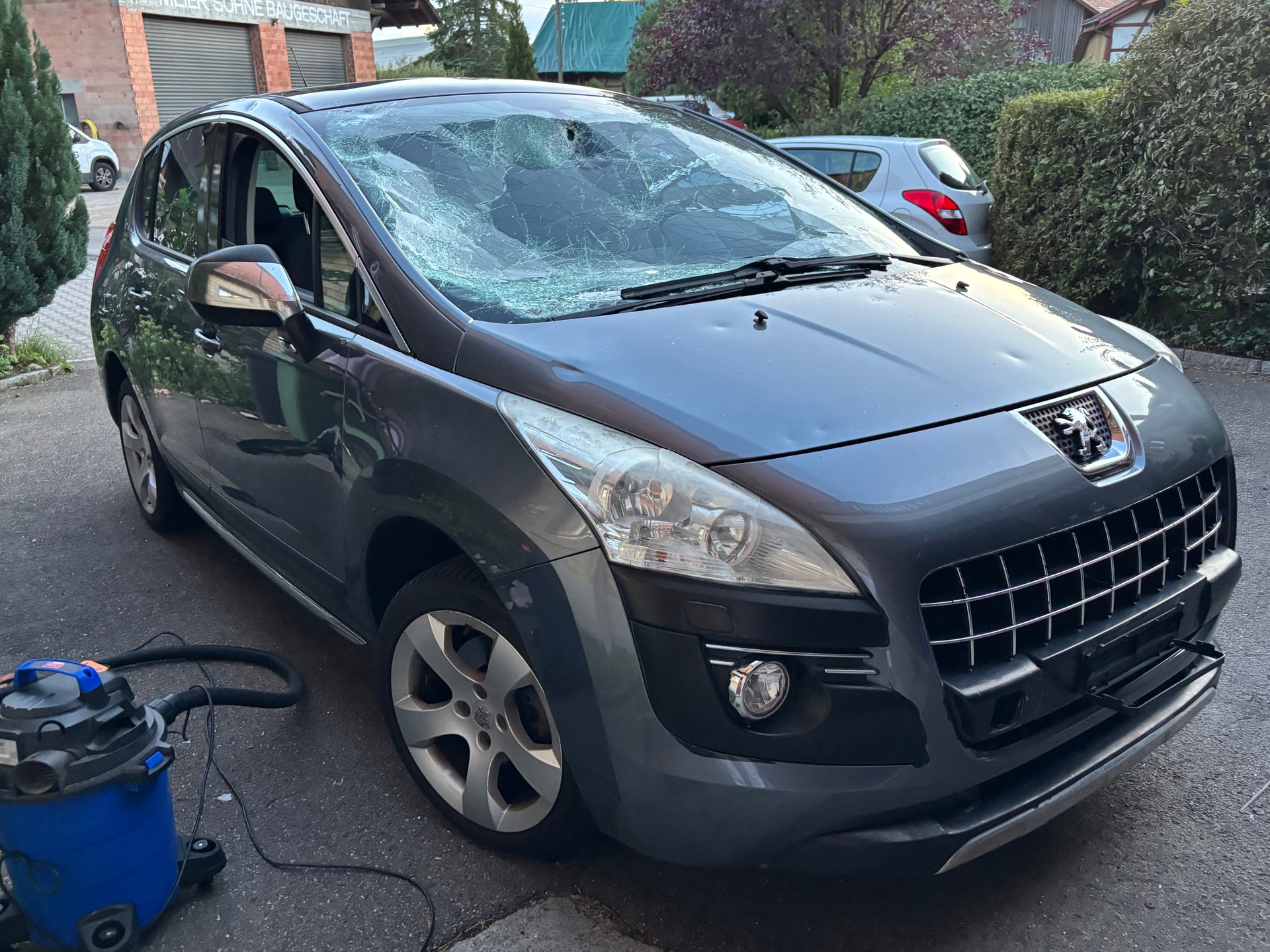 PEUGEOT 3008 1.6 16V T Sport Pack Tiptronic