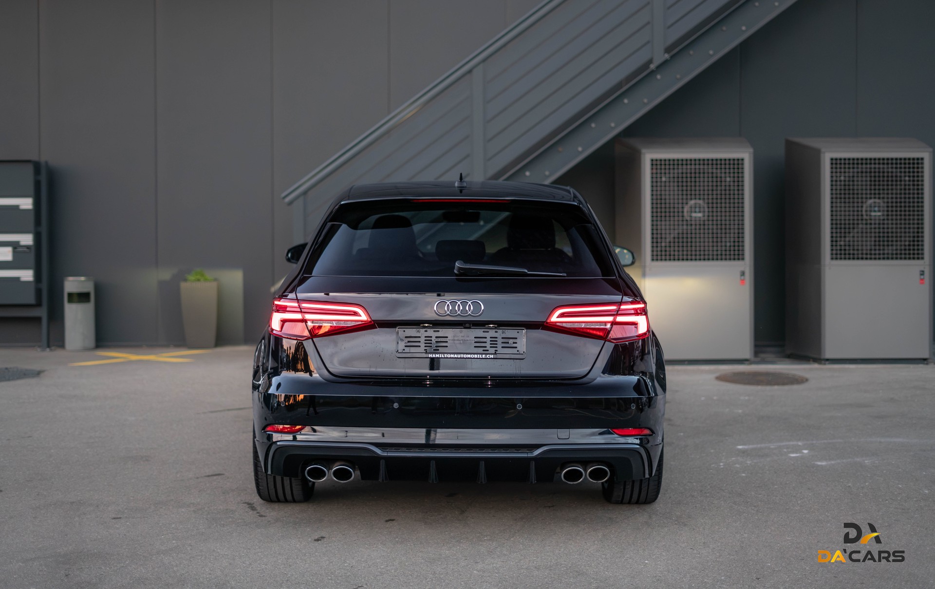 AUDI S3 Sportback 2.0 TFSI quattro S-tronic-image-4