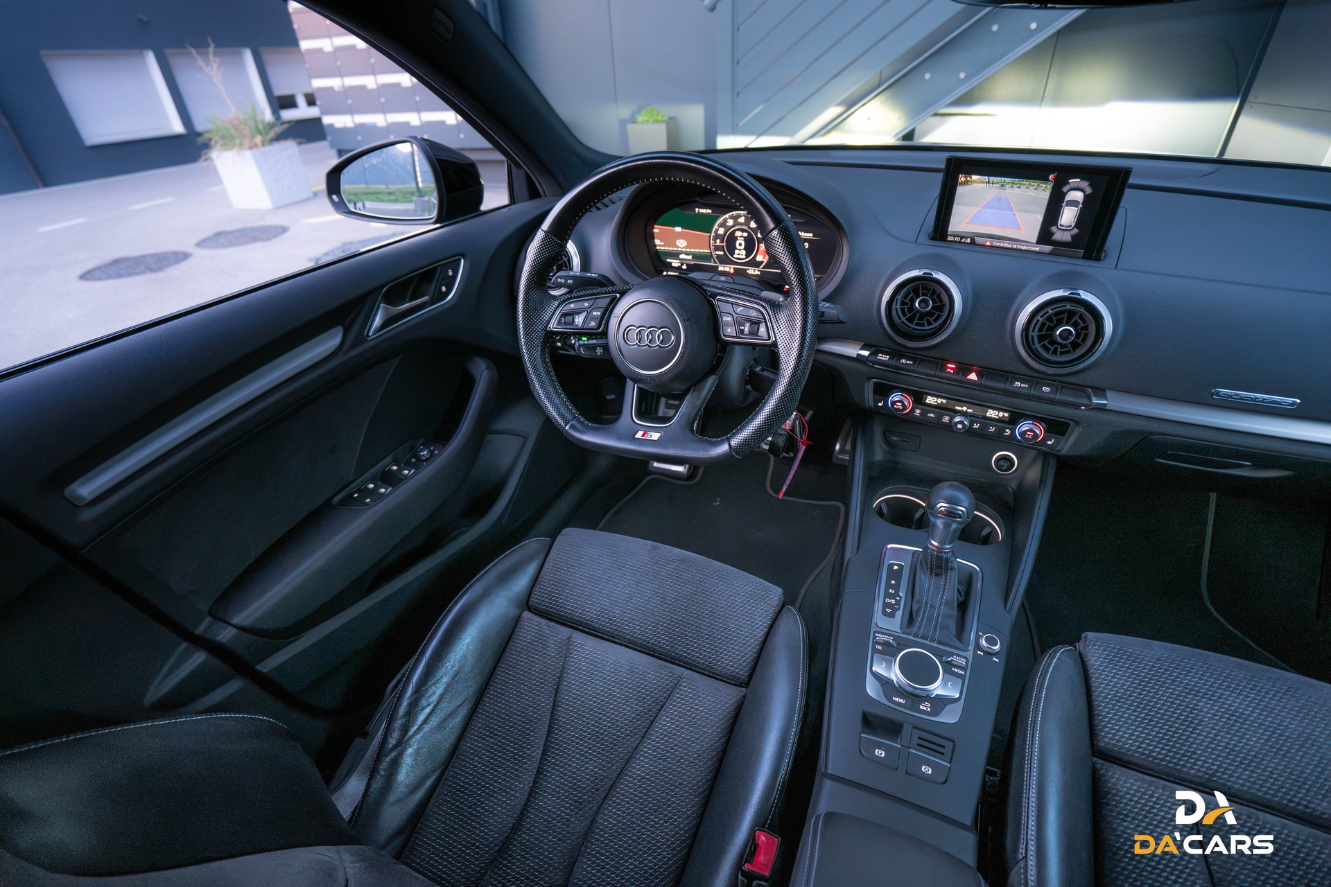 AUDI S3 Sportback 2.0 TFSI quattro S-tronic-image-10