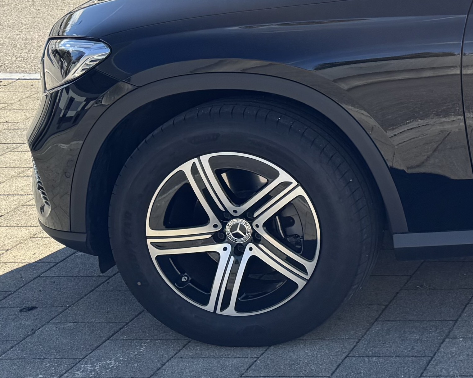 MERCEDES-BENZ 4Matic-image-7