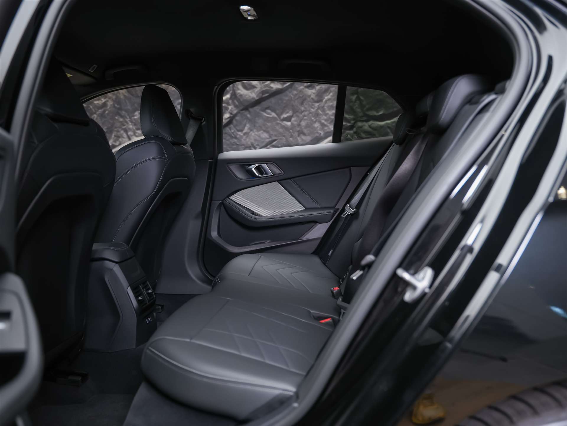 BMW M135i xDrive *Werksgarantie*Harman/Kardon*360° Kamera*-image-12