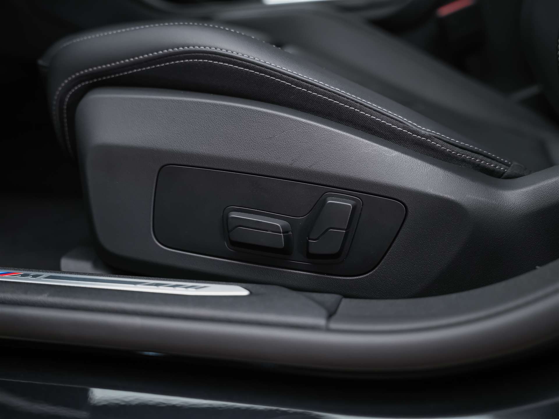 BMW M135i xDrive *Werksgarantie*Harman/Kardon*360° Kamera*-image-25