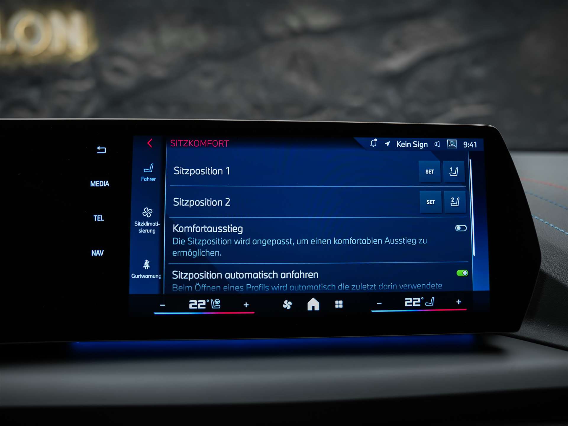 BMW M135i xDrive *Werksgarantie*Harman/Kardon*360° Kamera*-image-33