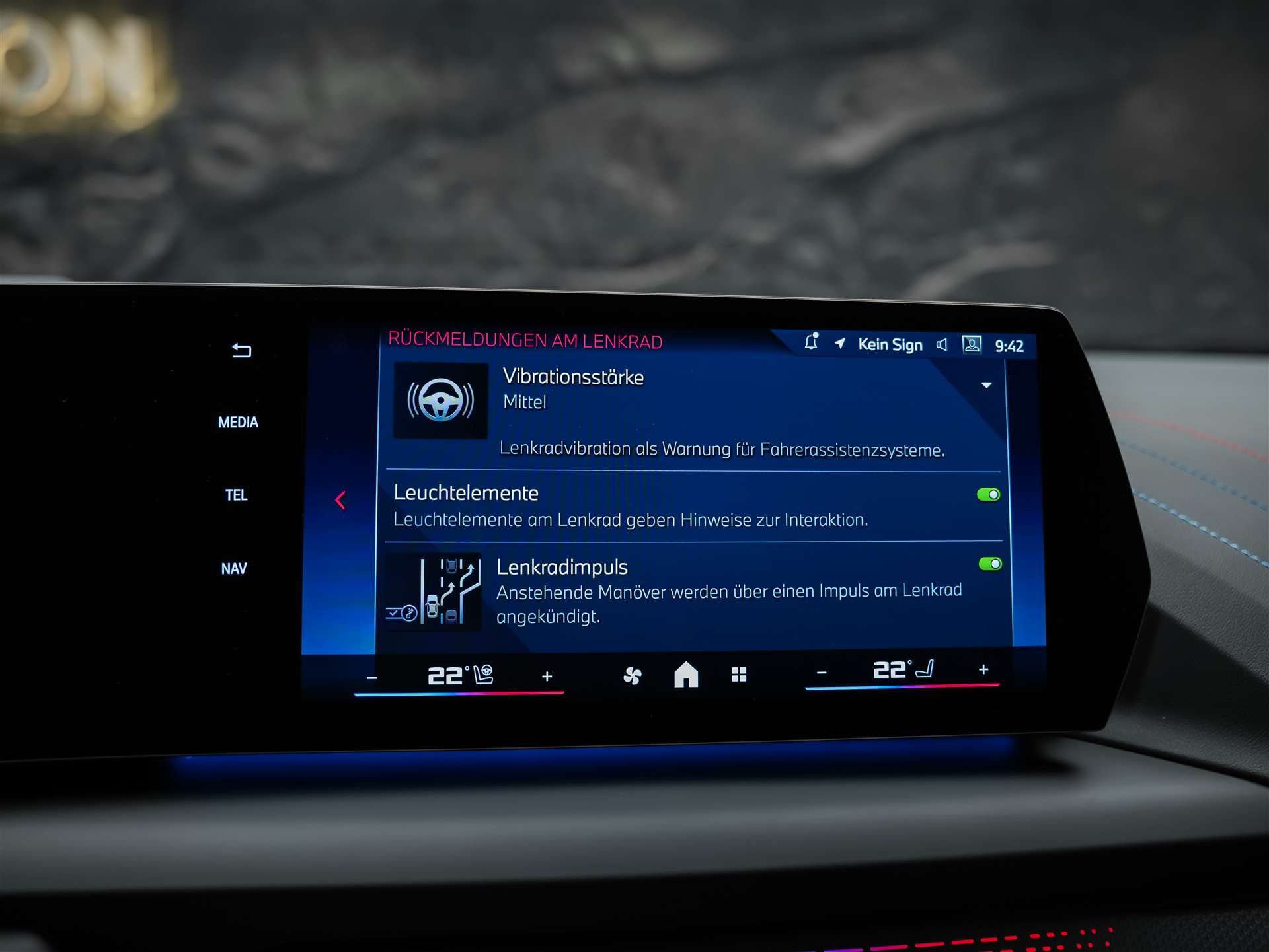 BMW M135i xDrive *Werksgarantie*Harman/Kardon*360° Kamera*-image-38