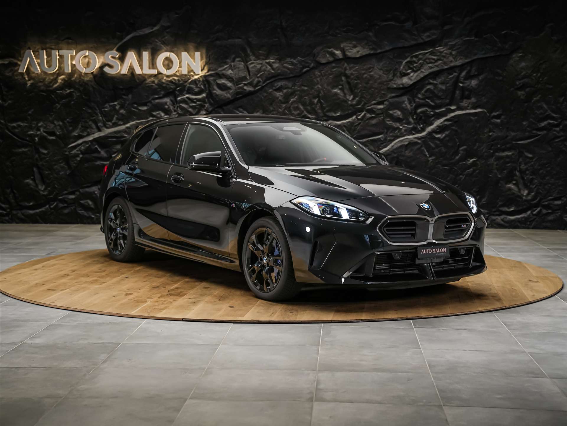 BMW M135i xDrive *Werksgarantie*Harman/Kardon*360° Kamera*-image-6