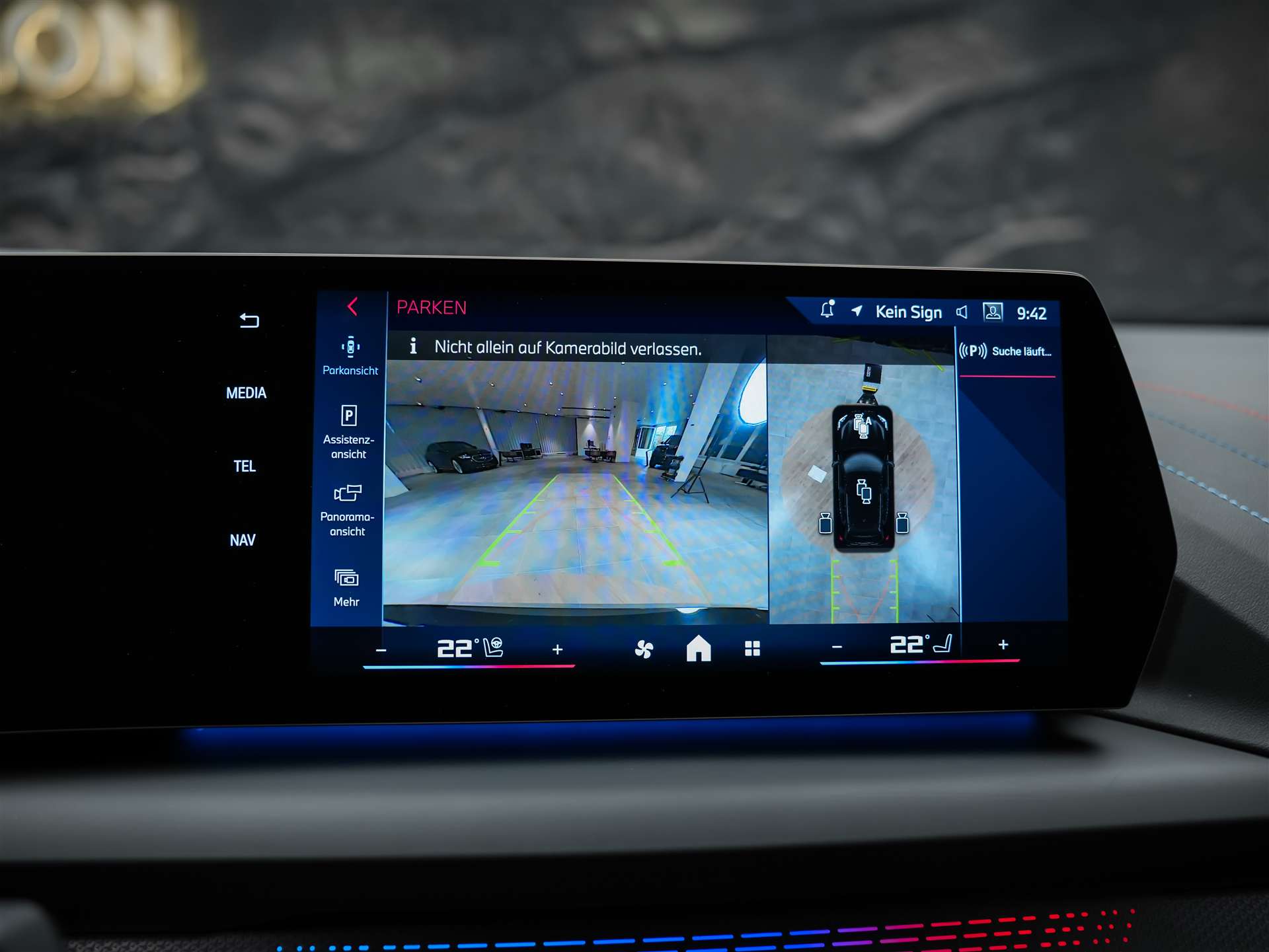 BMW M135i xDrive *Werksgarantie*Harman/Kardon*360° Kamera*-image-40