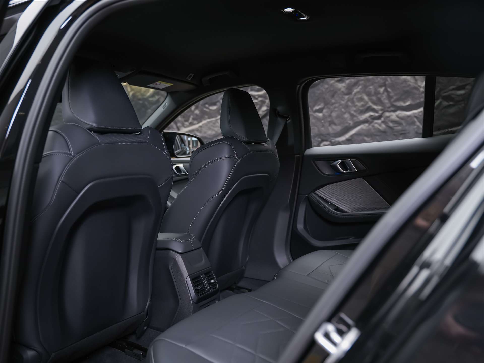 BMW M135i xDrive *Werksgarantie*Harman/Kardon*360° Kamera*-image-11