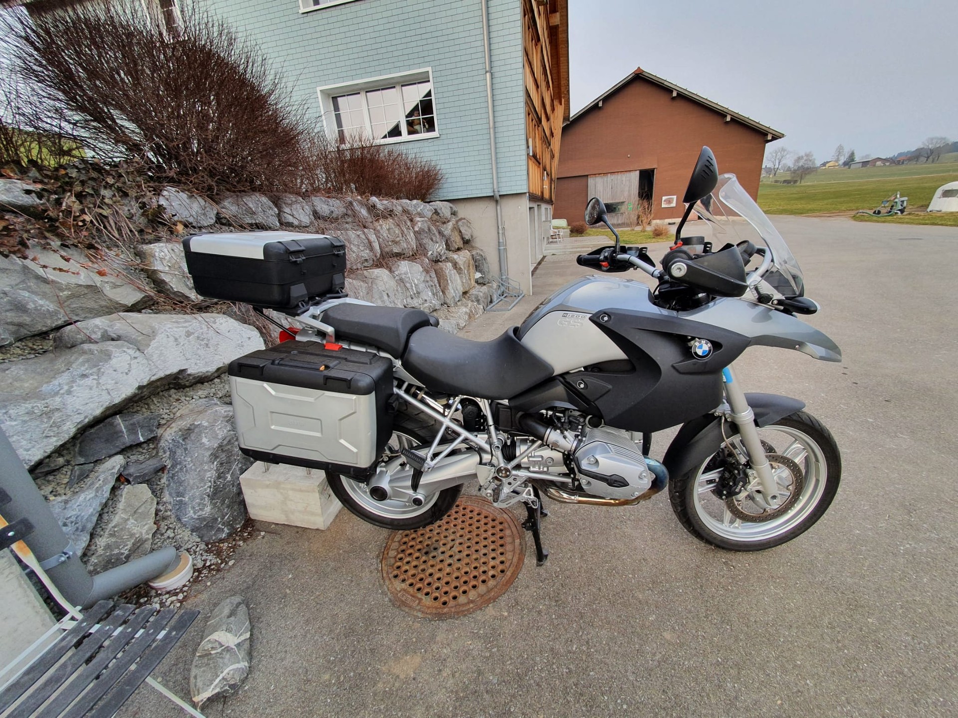 BMW R 1200 GS-image-1