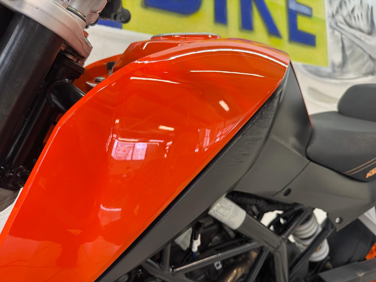 KTM 125 Duke-image-6