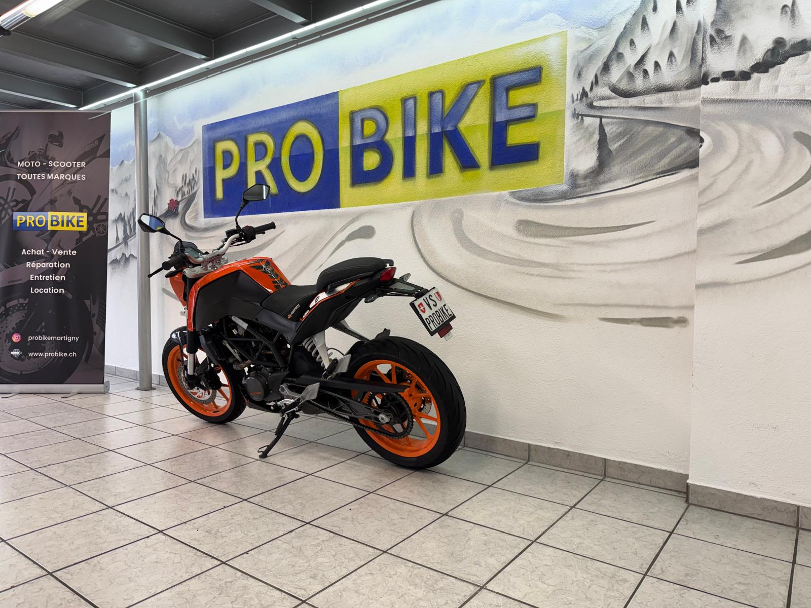 KTM 125 Duke-image-3