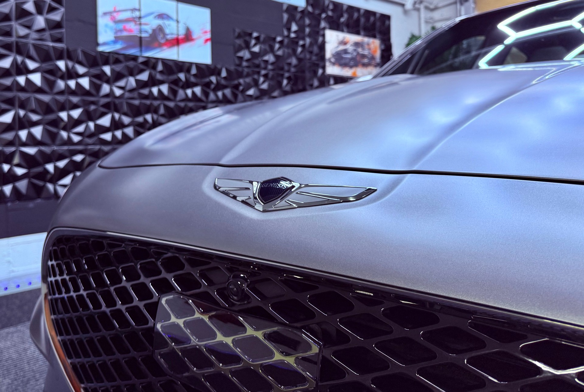 GENESIS G70 2.0 TGDI Sport AT8 AWD * BOND SILVER SANDSTORM GRAY (MATT)-image-29